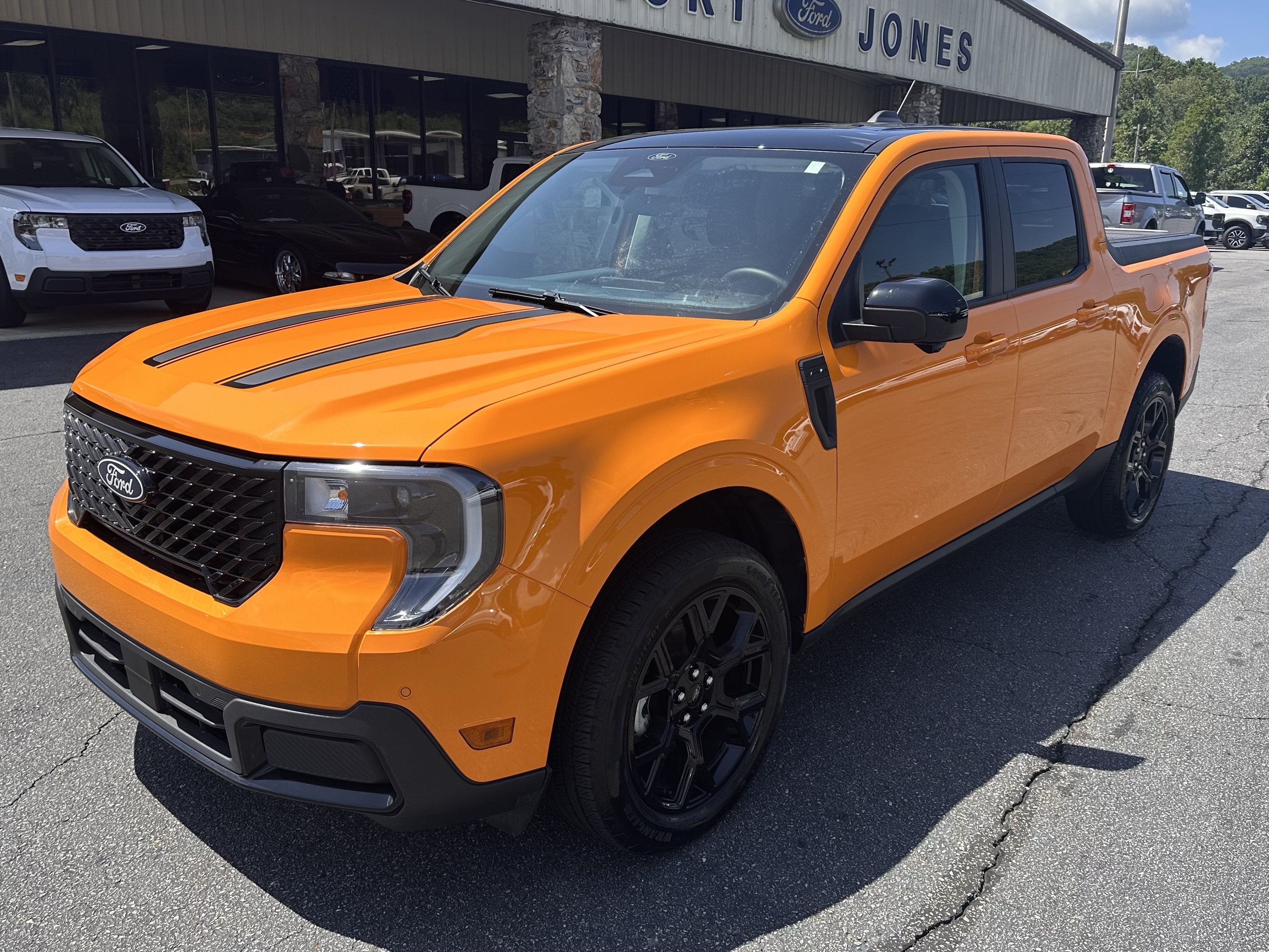2026 Ford Maverick LARIAT