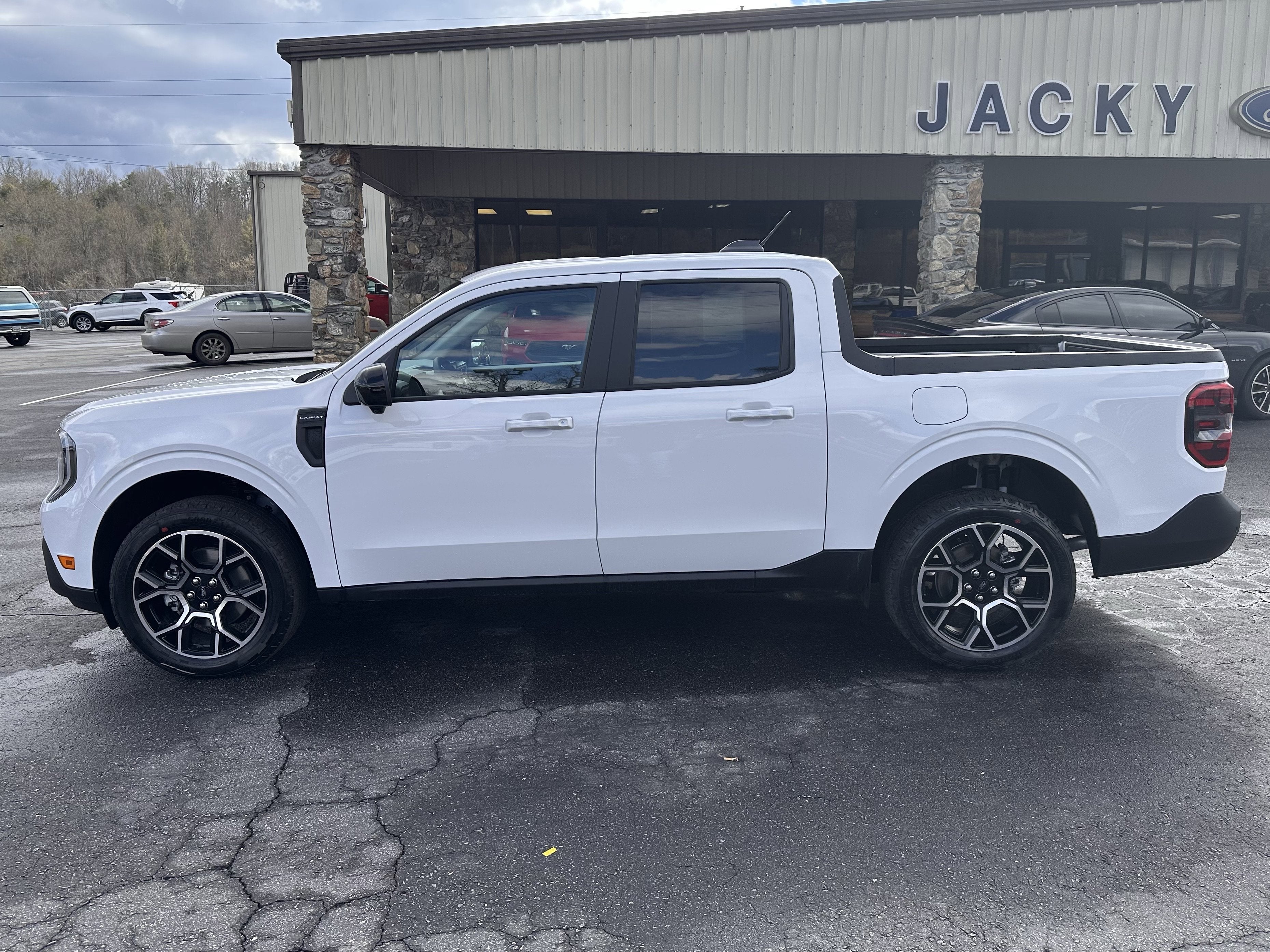 2026 Ford Maverick LARIAT