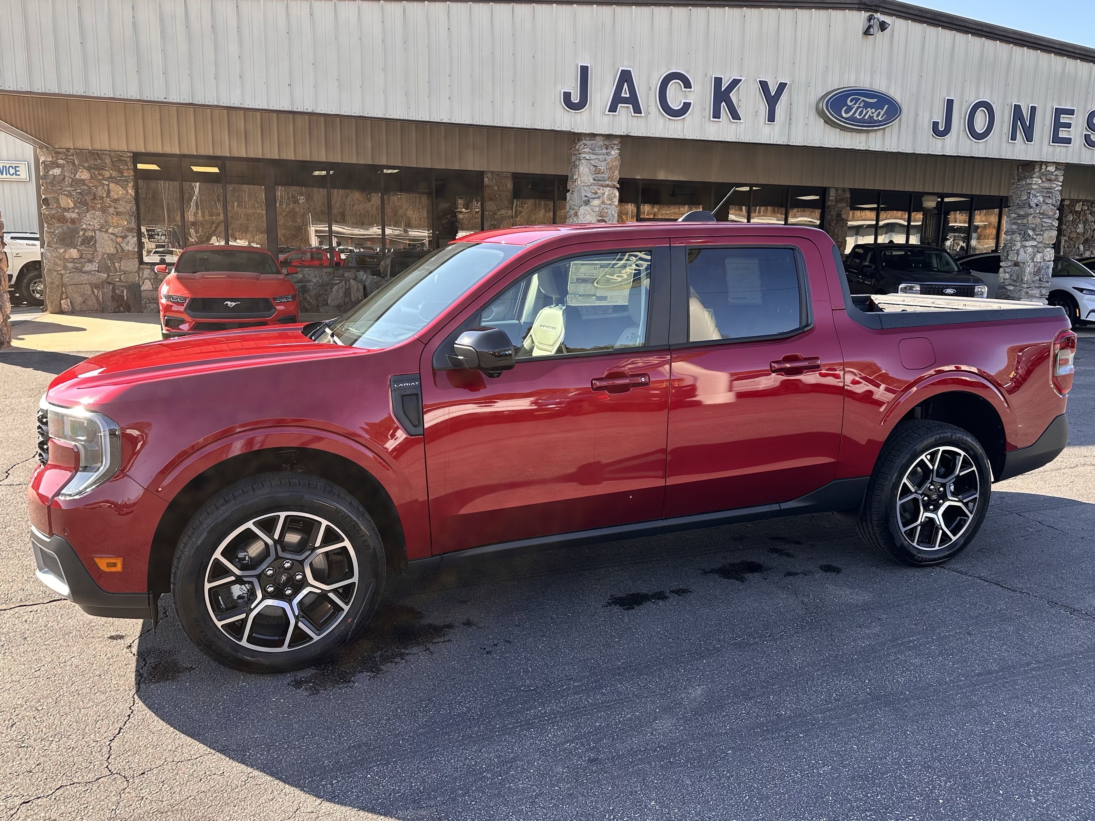 2026 Ford Maverick LARIAT