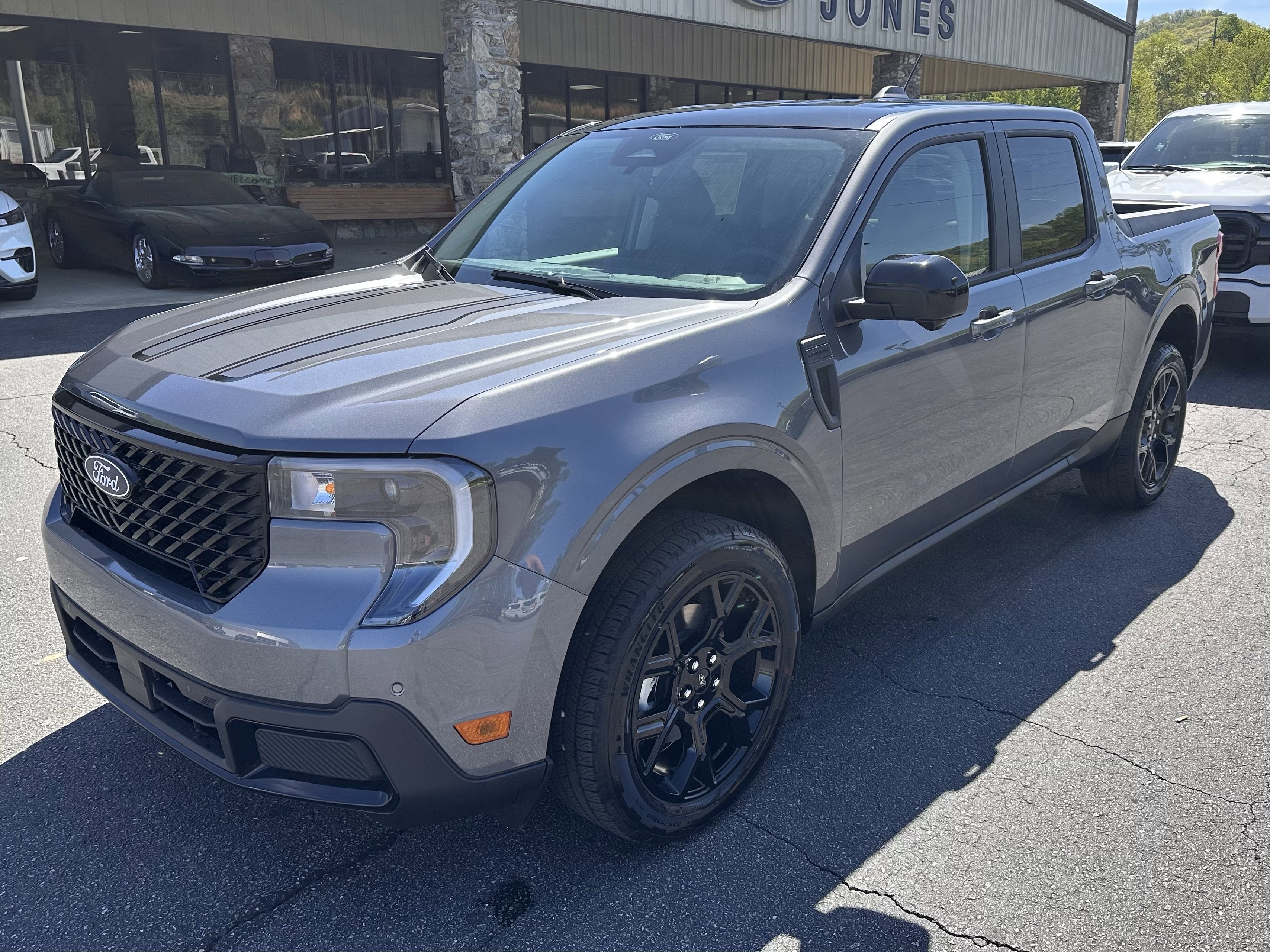 2026 Ford Maverick LARIAT