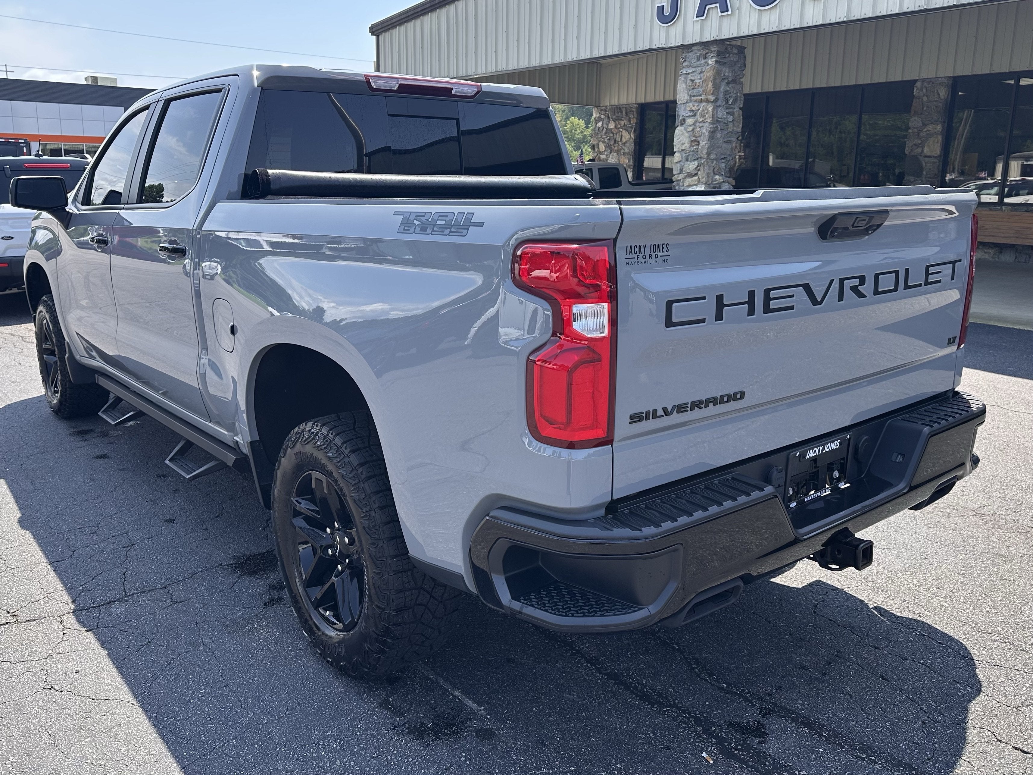 2024 Chevrolet Silverado 1500 LT Trail Boss