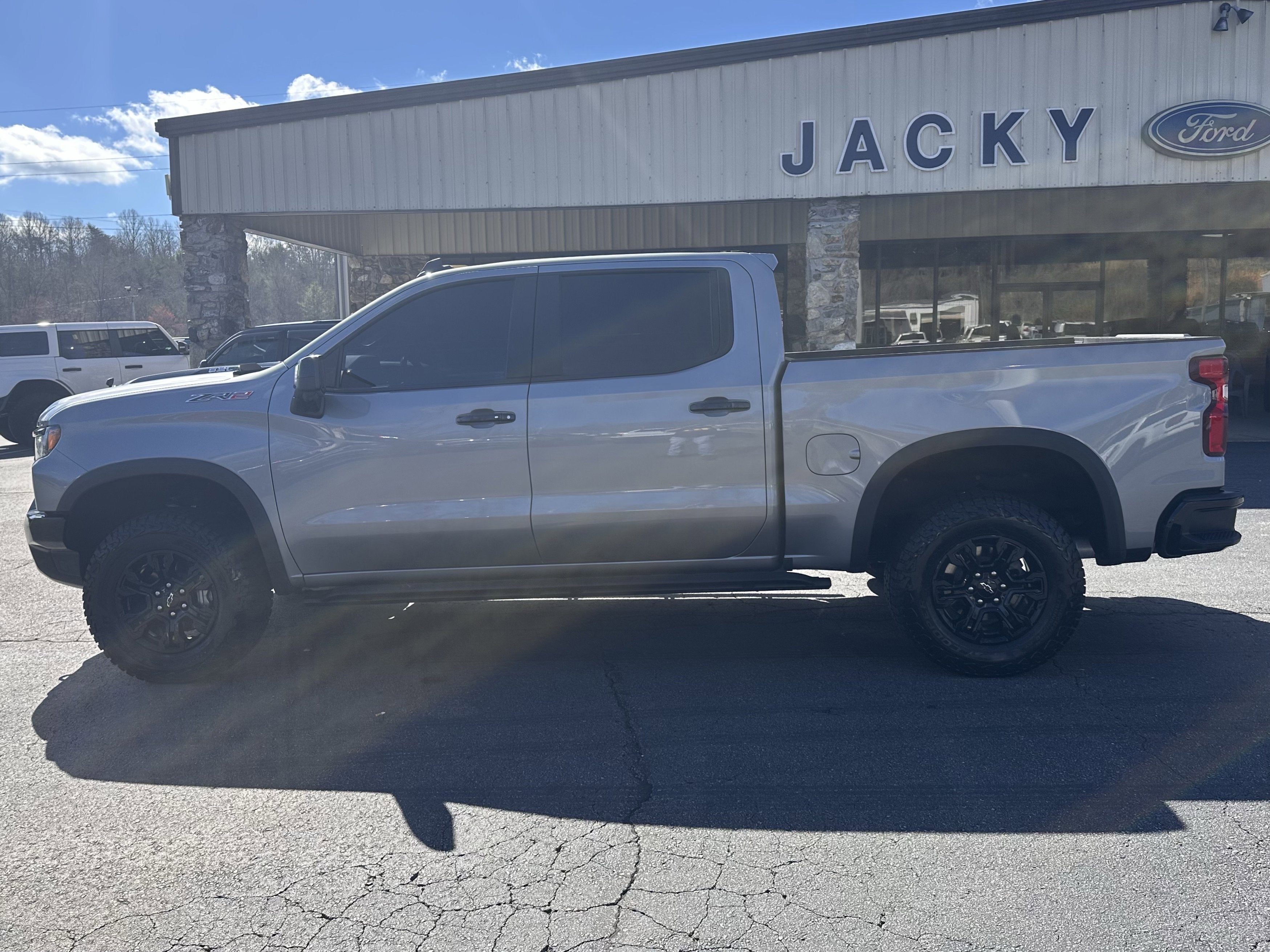 2023 Chevrolet Silverado 1500 ZR2