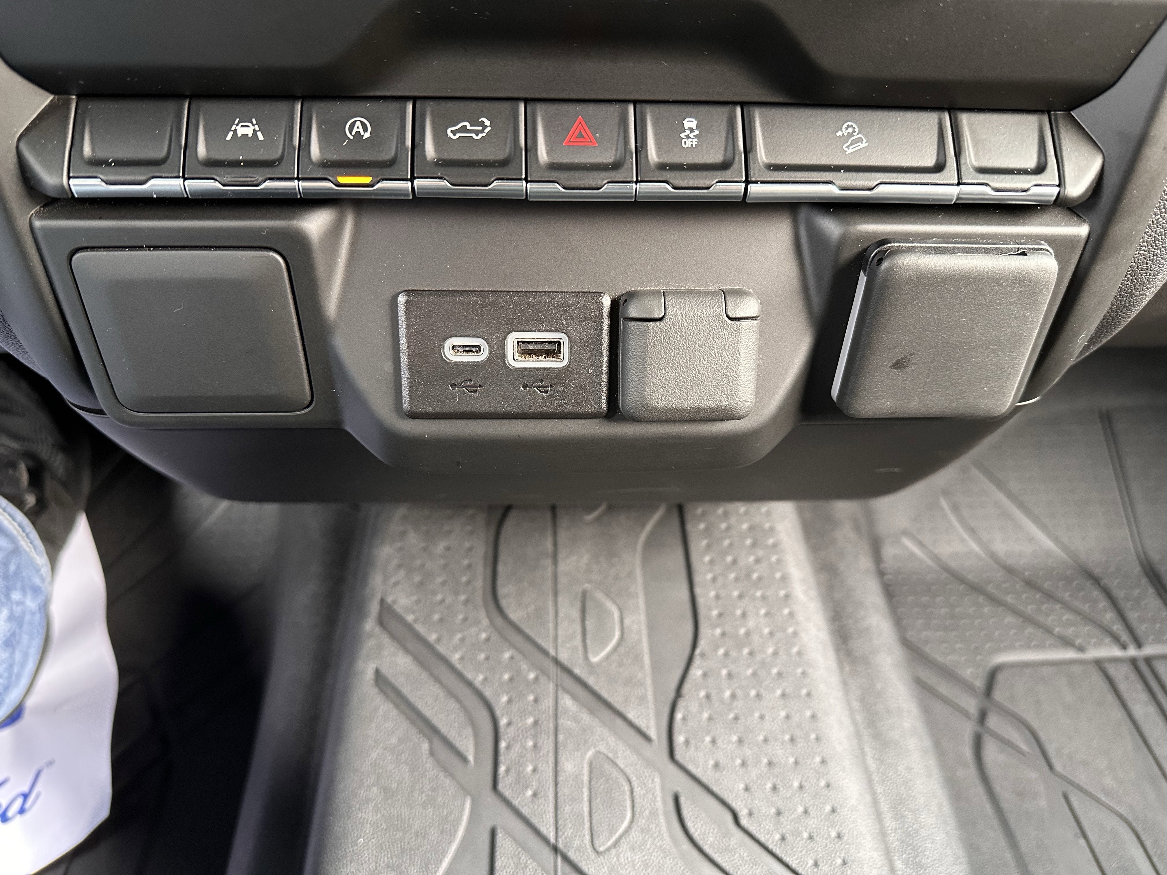 2025 Chevrolet Silverado 1500 Trail Boss