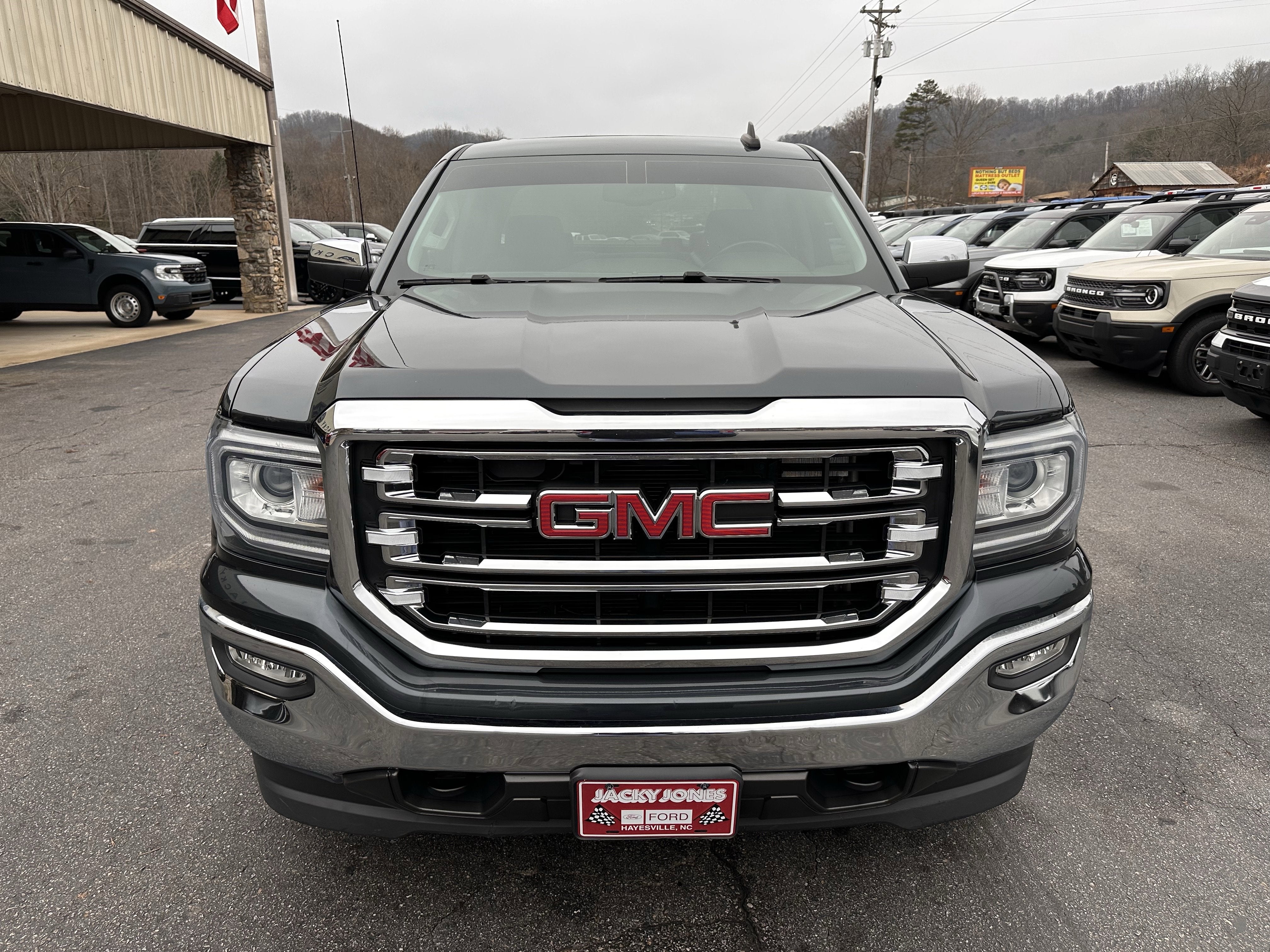 2017 GMC Sierra 1500 SLT