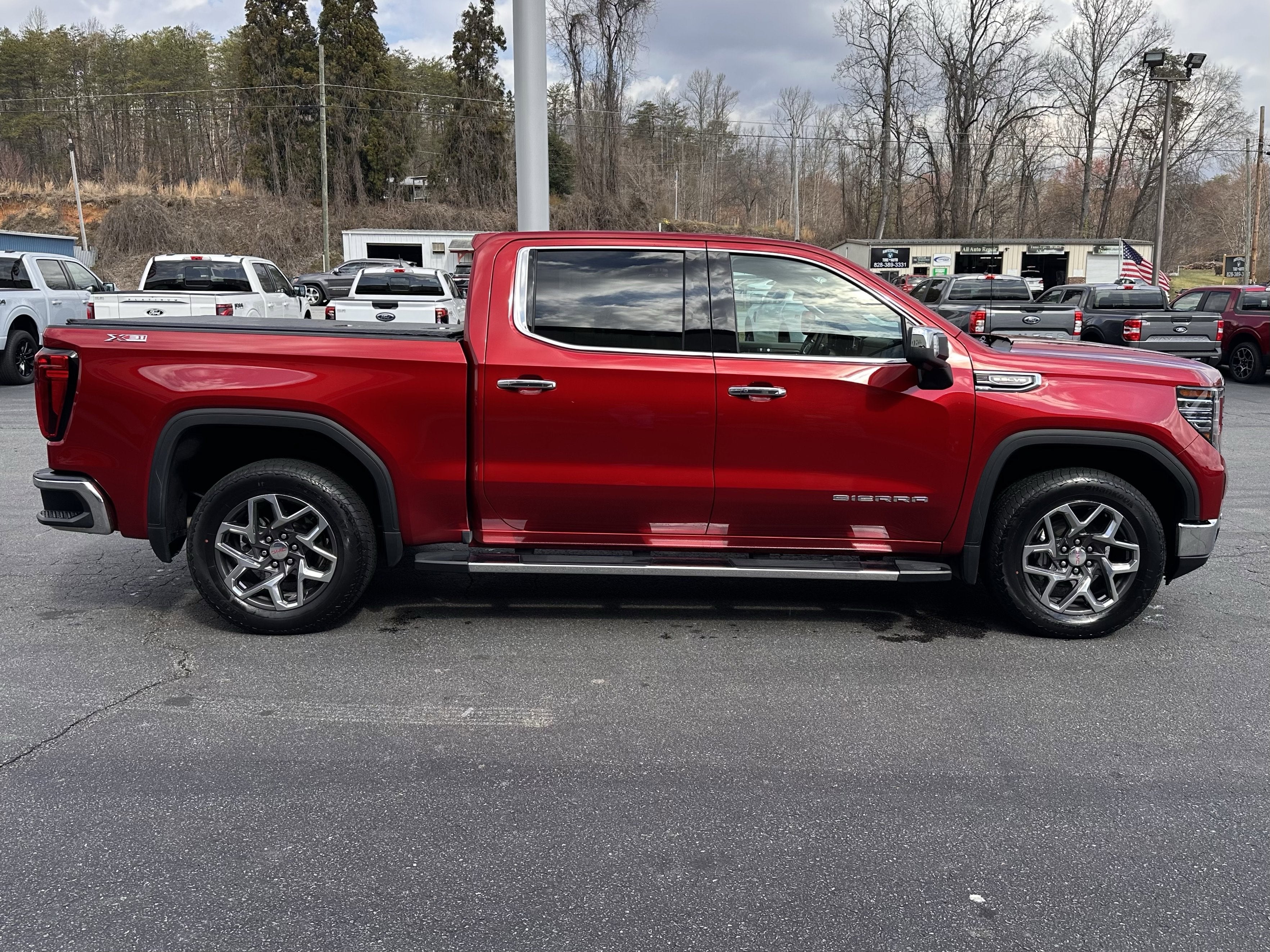 2023 GMC Sierra 1500 SLT