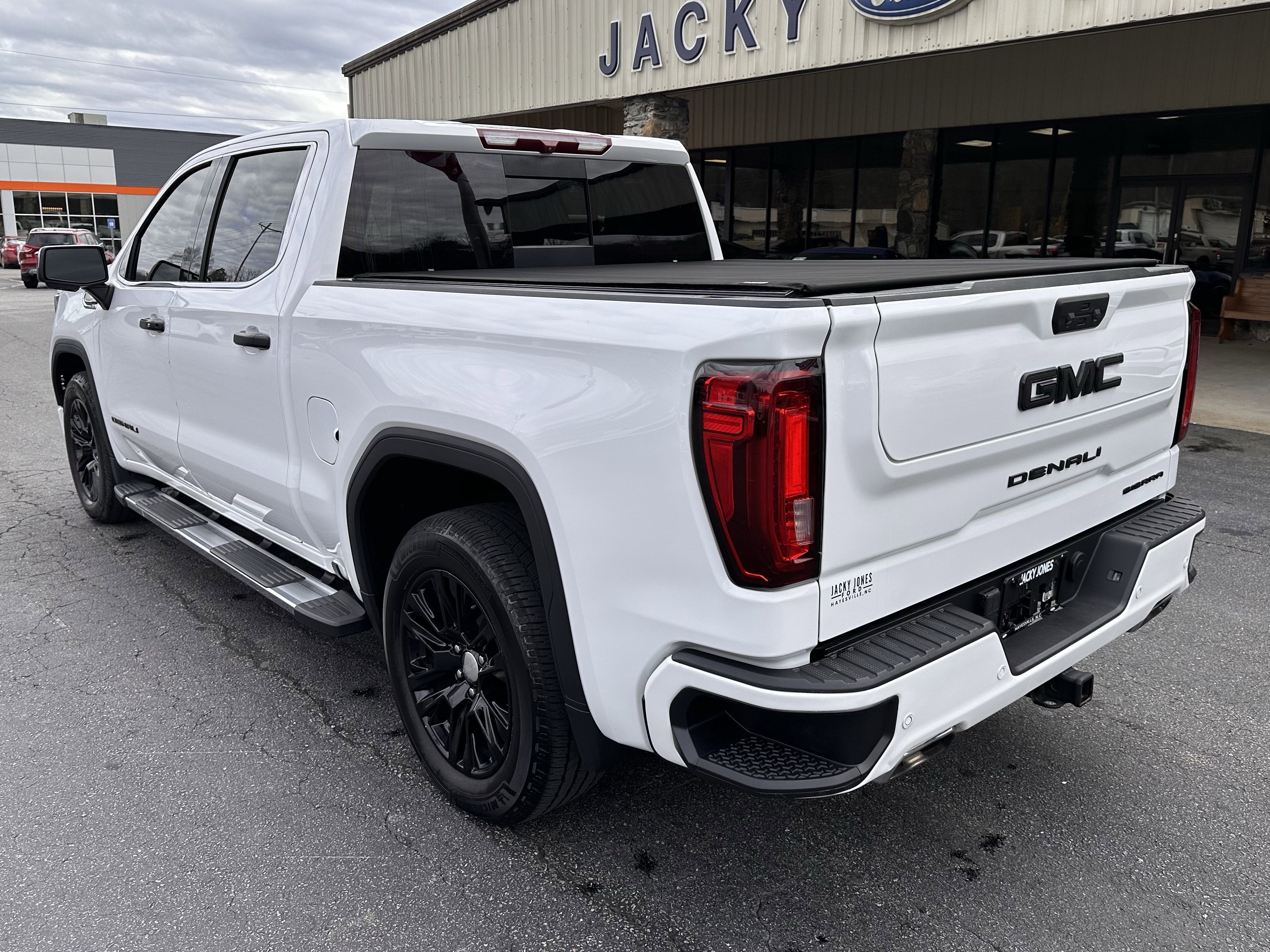 2023 GMC Sierra 1500 Denali