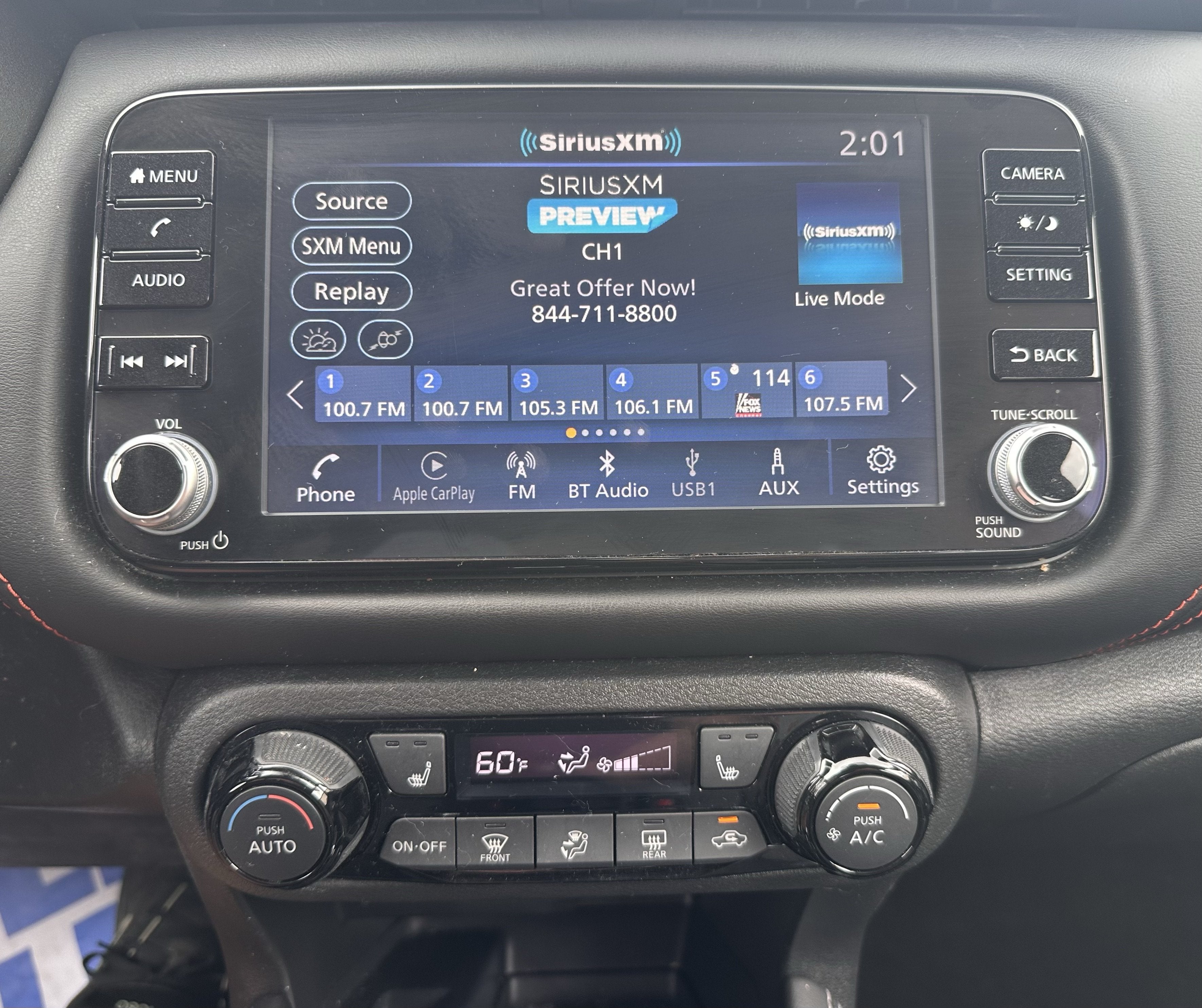 2022 Nissan Kicks SR