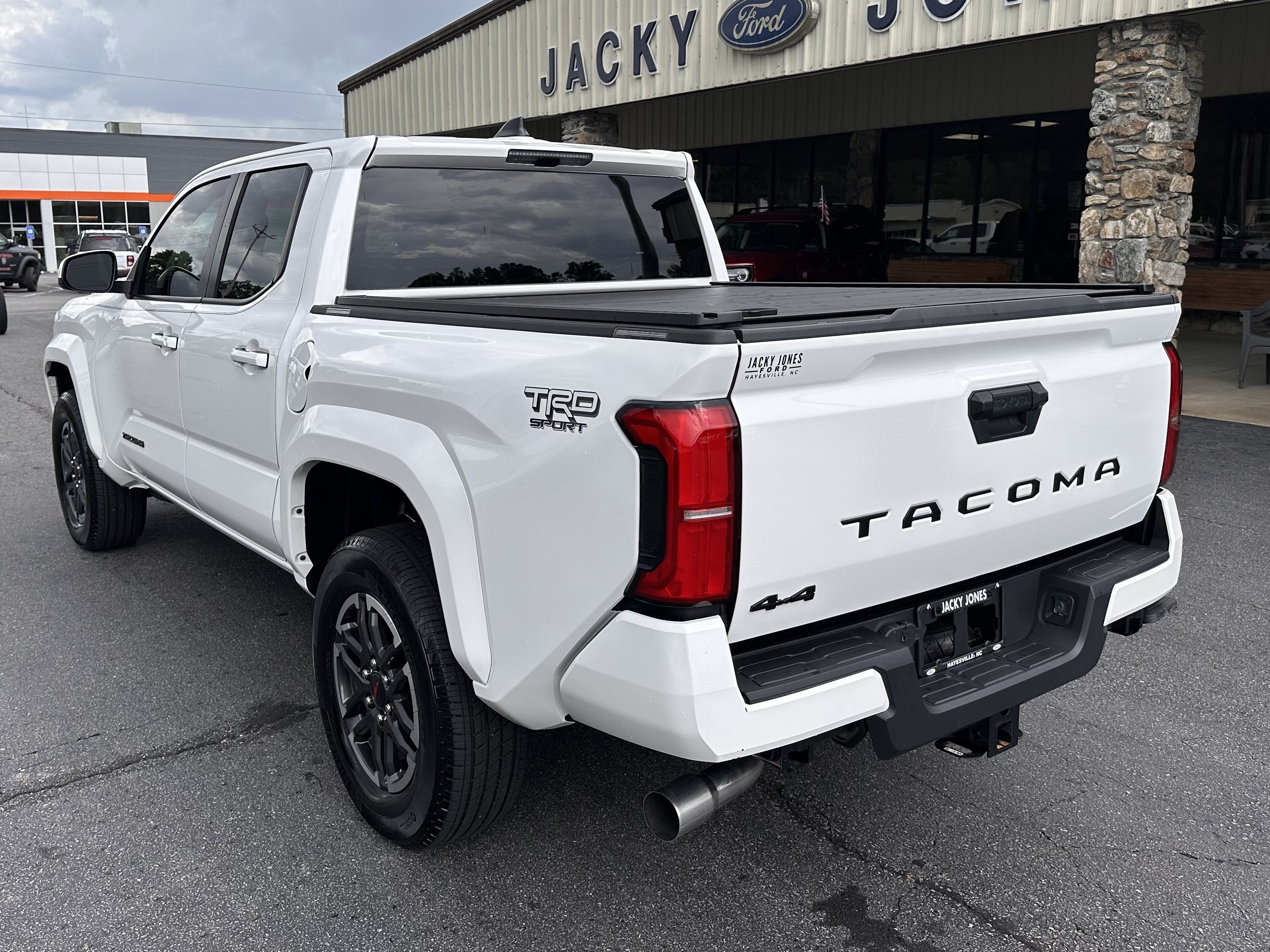 2025 Toyota Tacoma 4WD TRD Sport