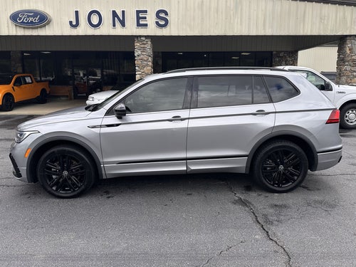 2022 Volkswagen Tiguan SE R-Line Black