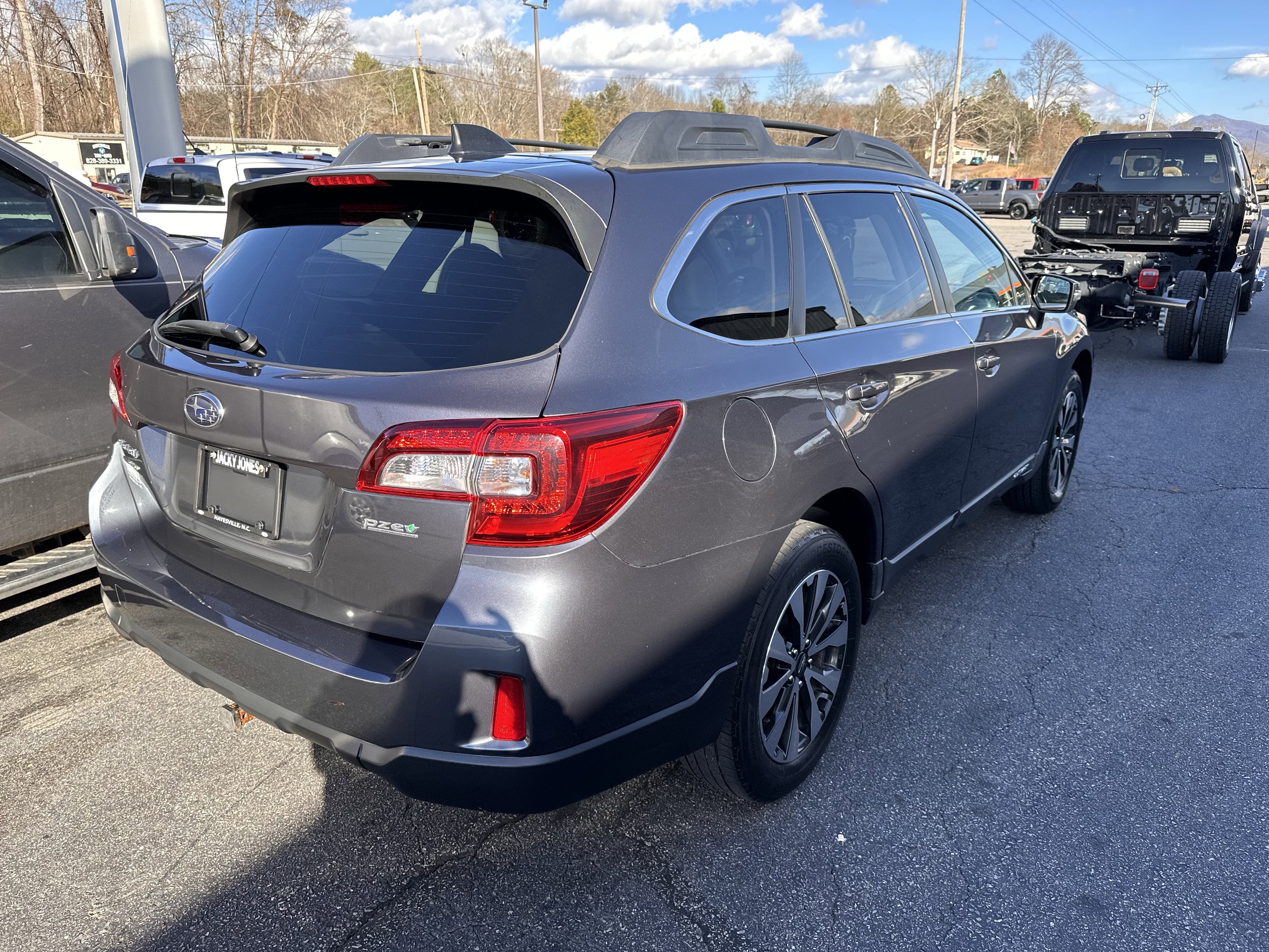 2016 Subaru Outback 2.5i Limited