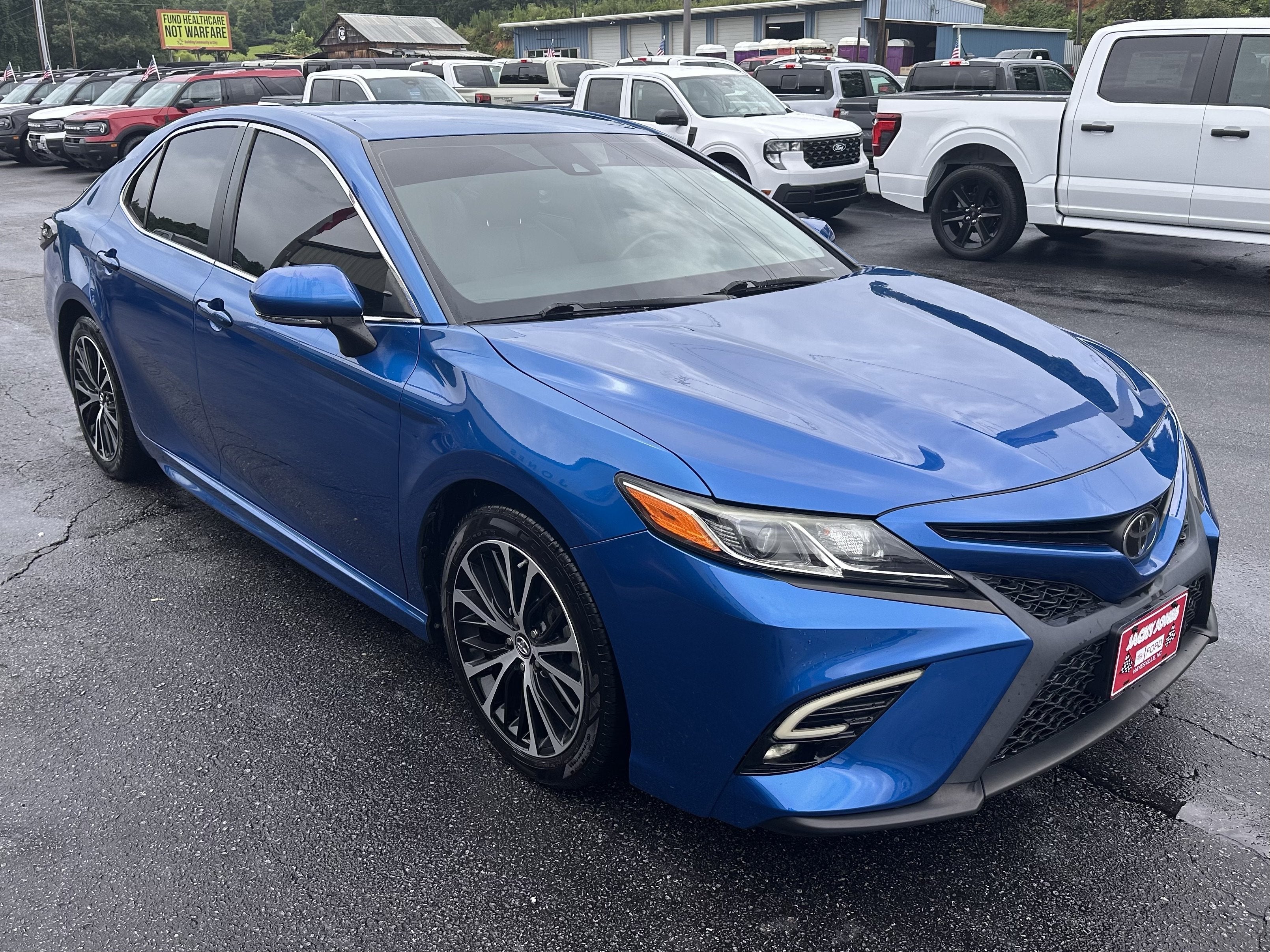 2019 Toyota Camry SE