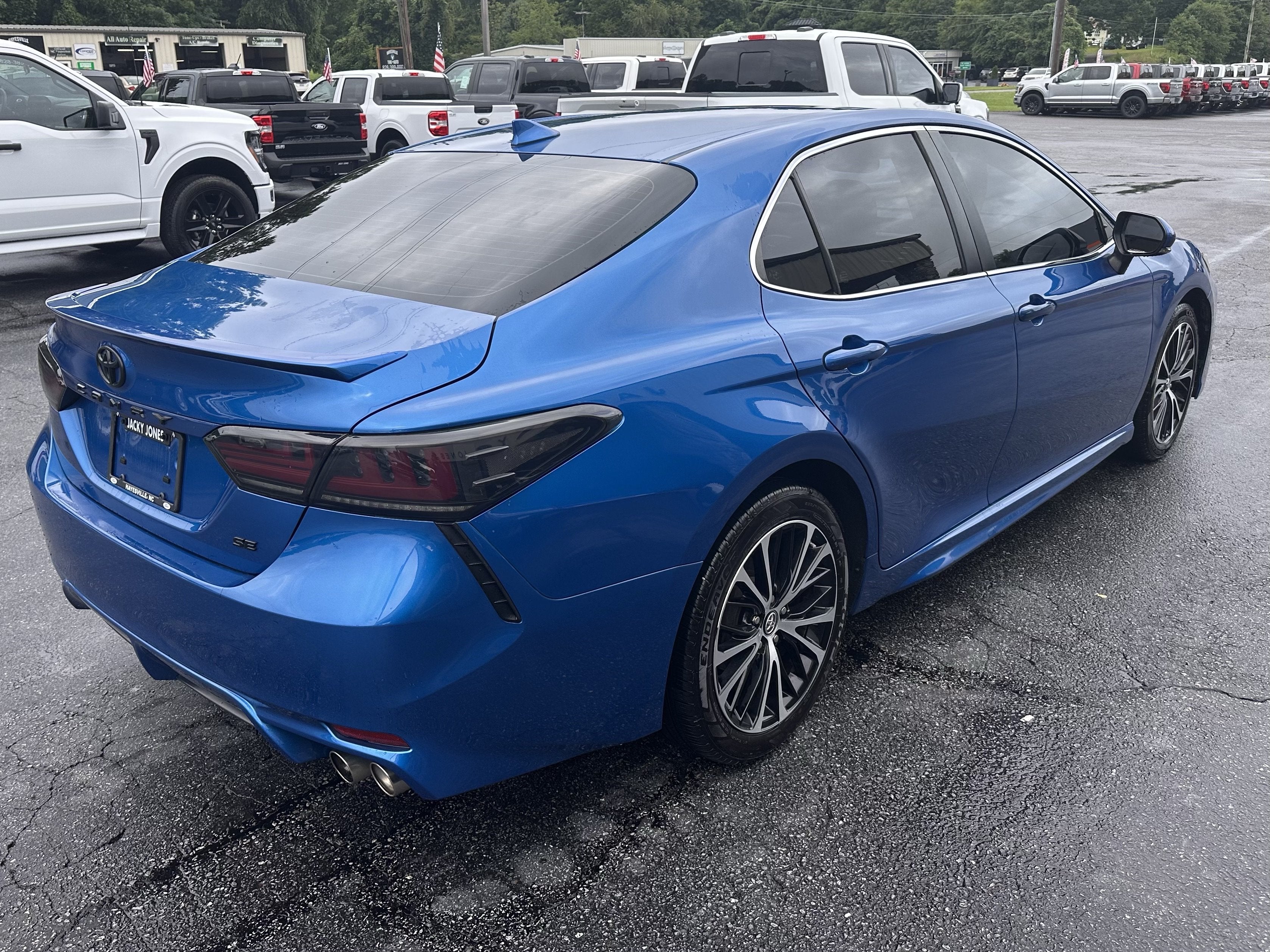 2019 Toyota Camry SE