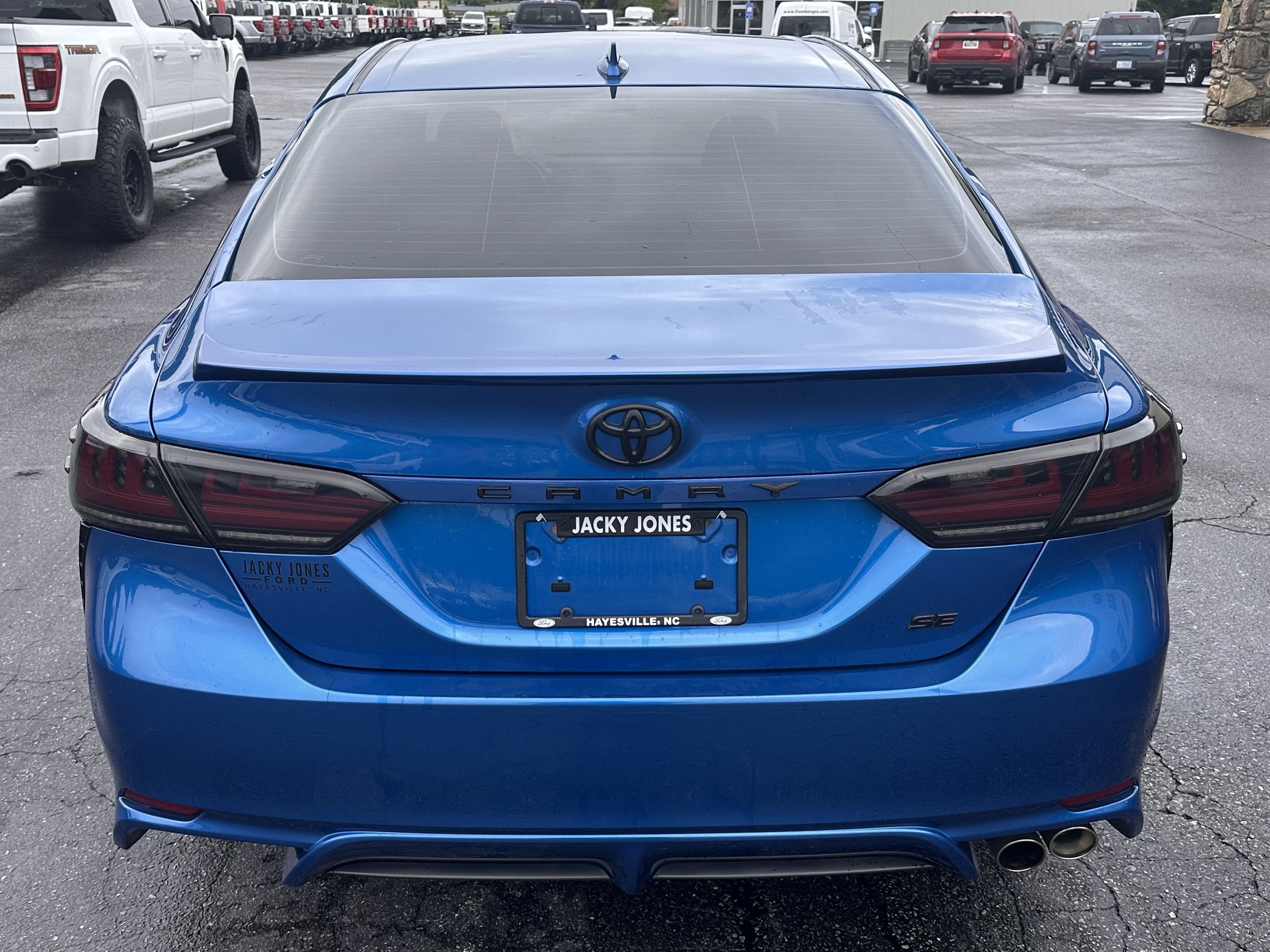 2019 Toyota Camry SE