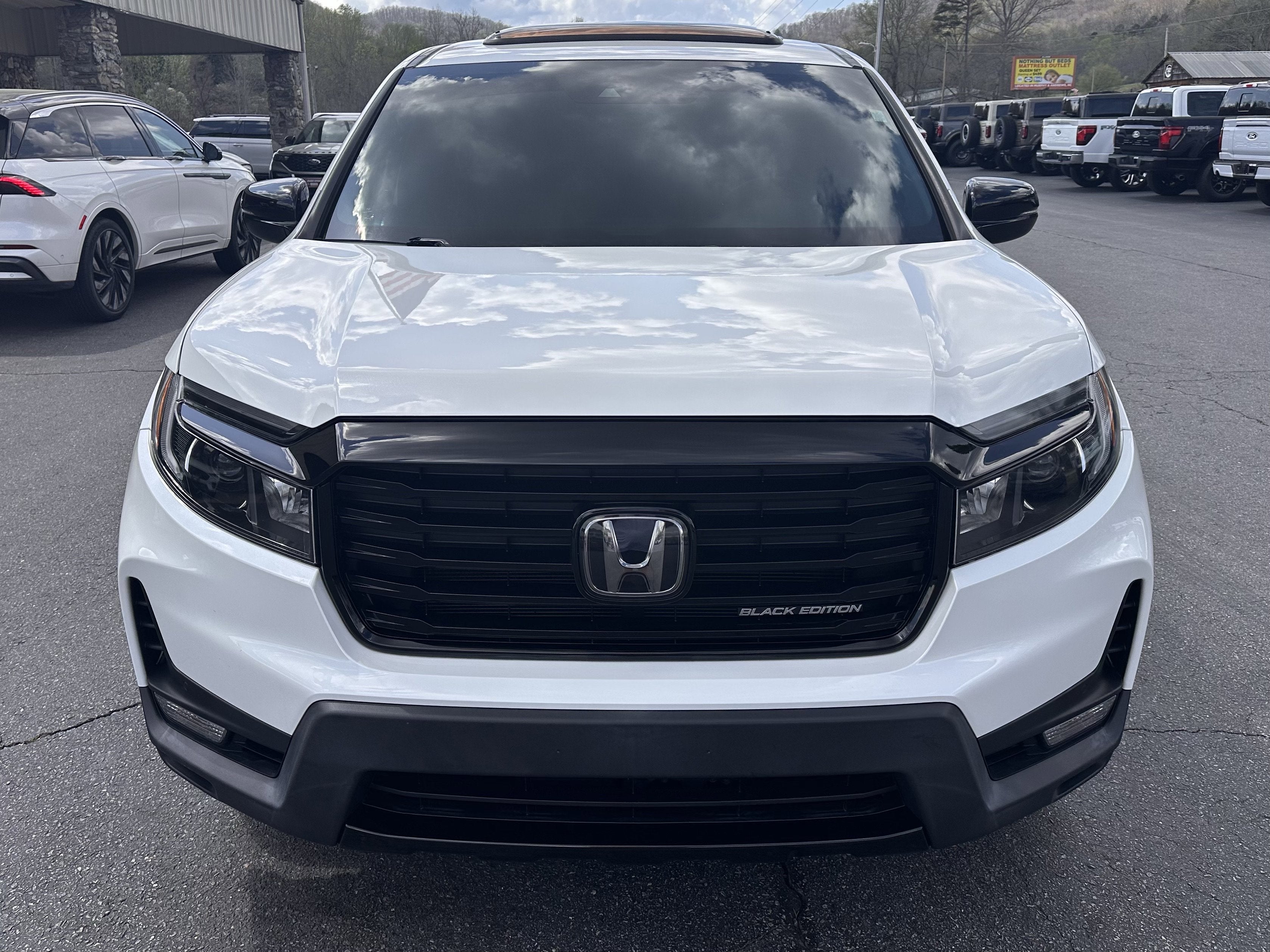 2022 Honda Ridgeline Black Edition
