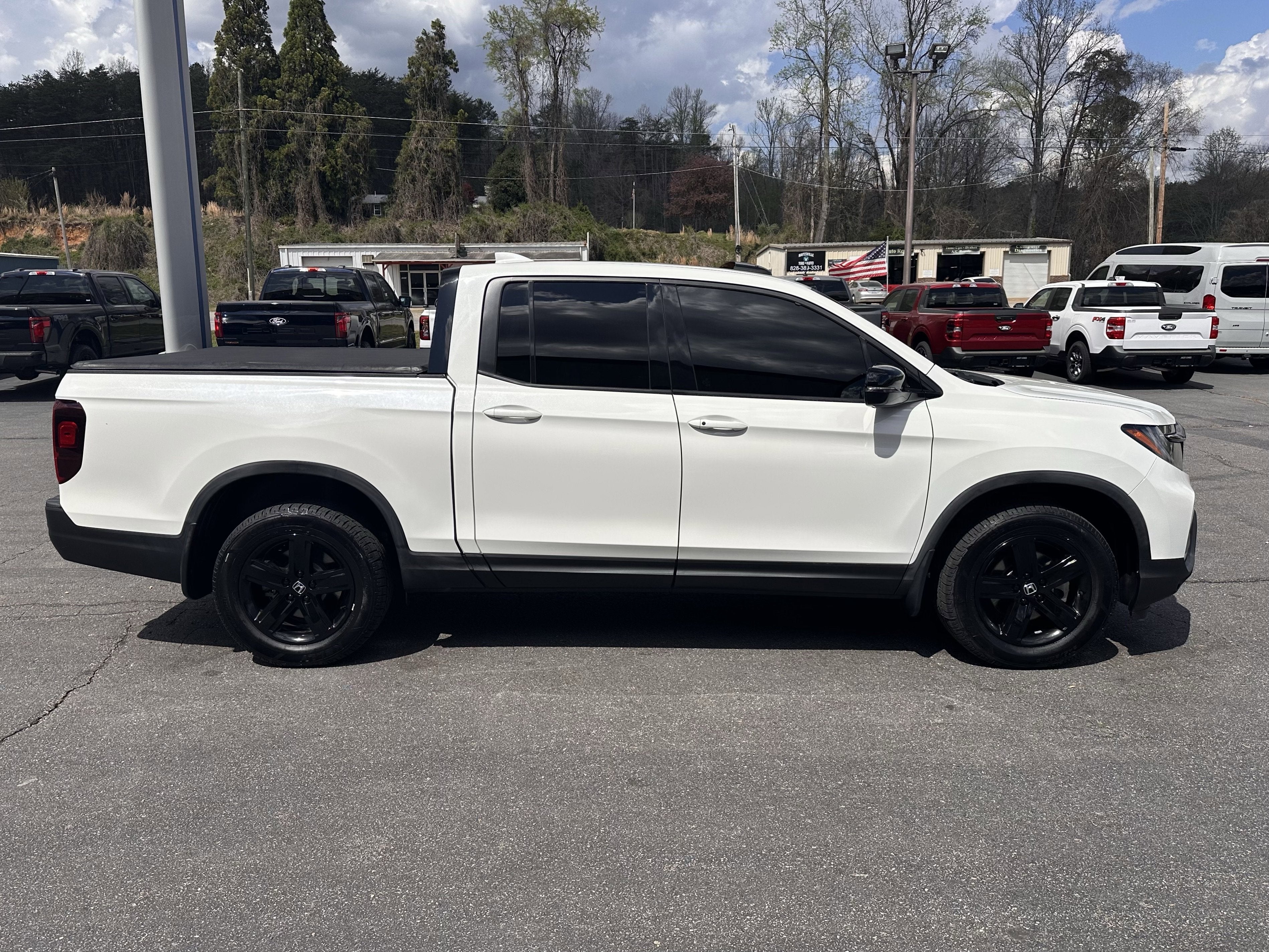 2022 Honda Ridgeline Black Edition