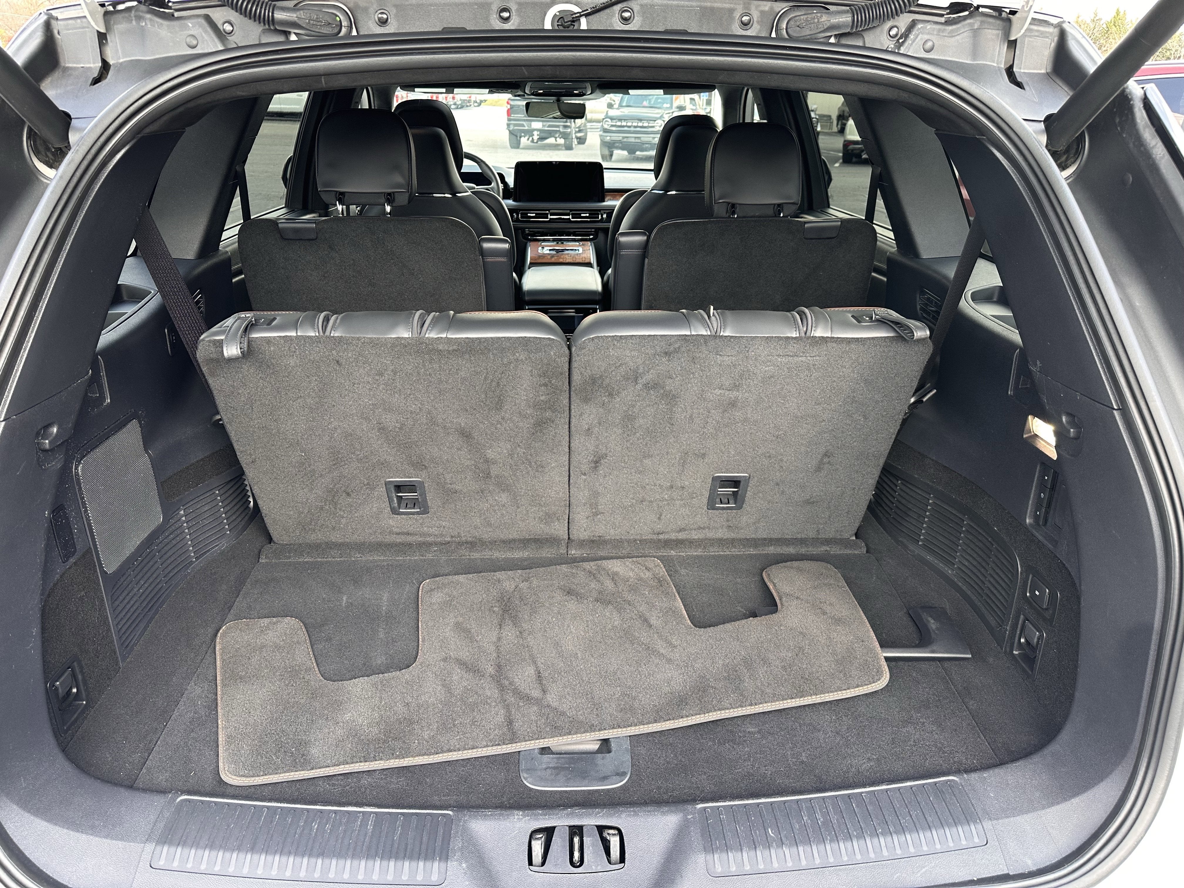 2025 Lincoln Aviator Black Label