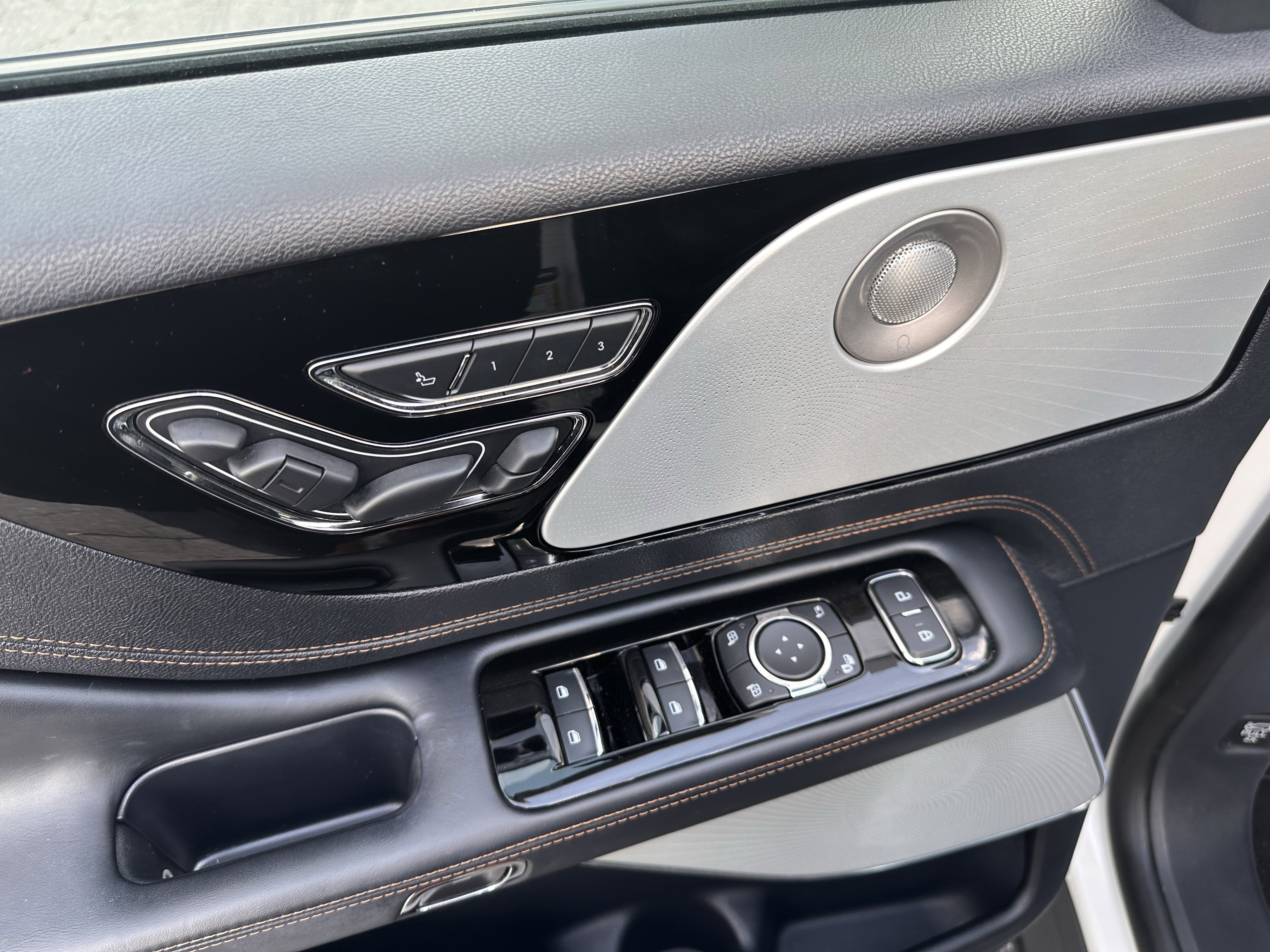 2025 Lincoln Aviator Black Label