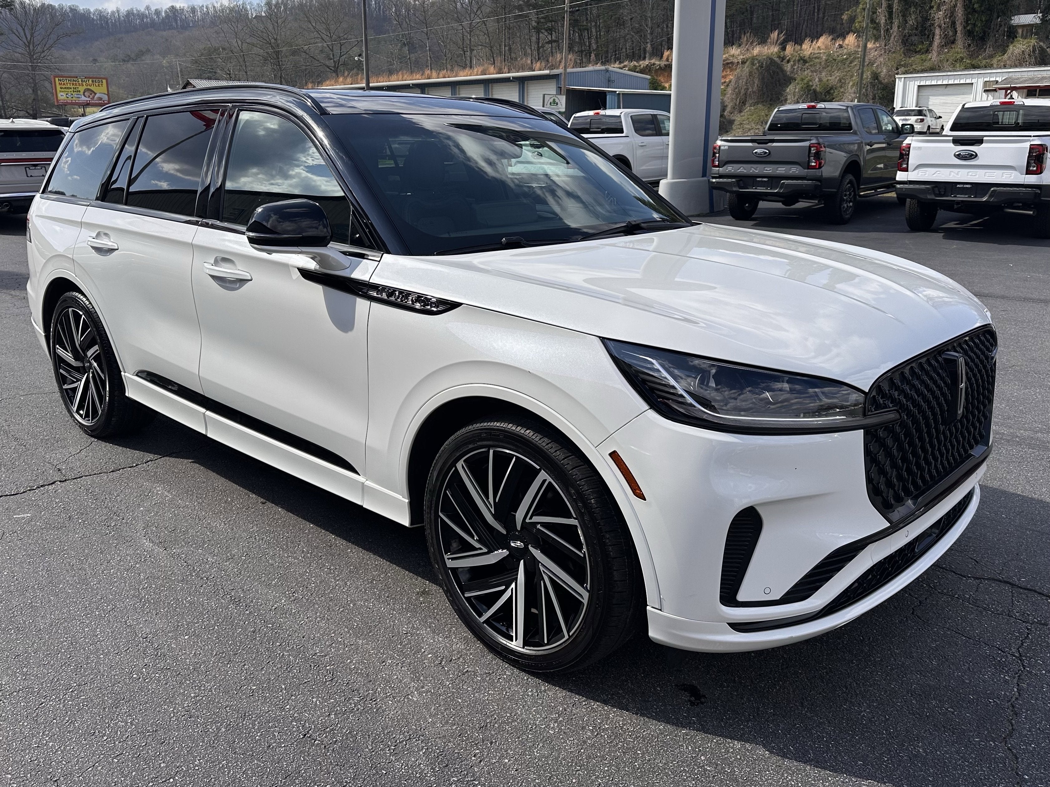 2025 Lincoln Aviator Black Label