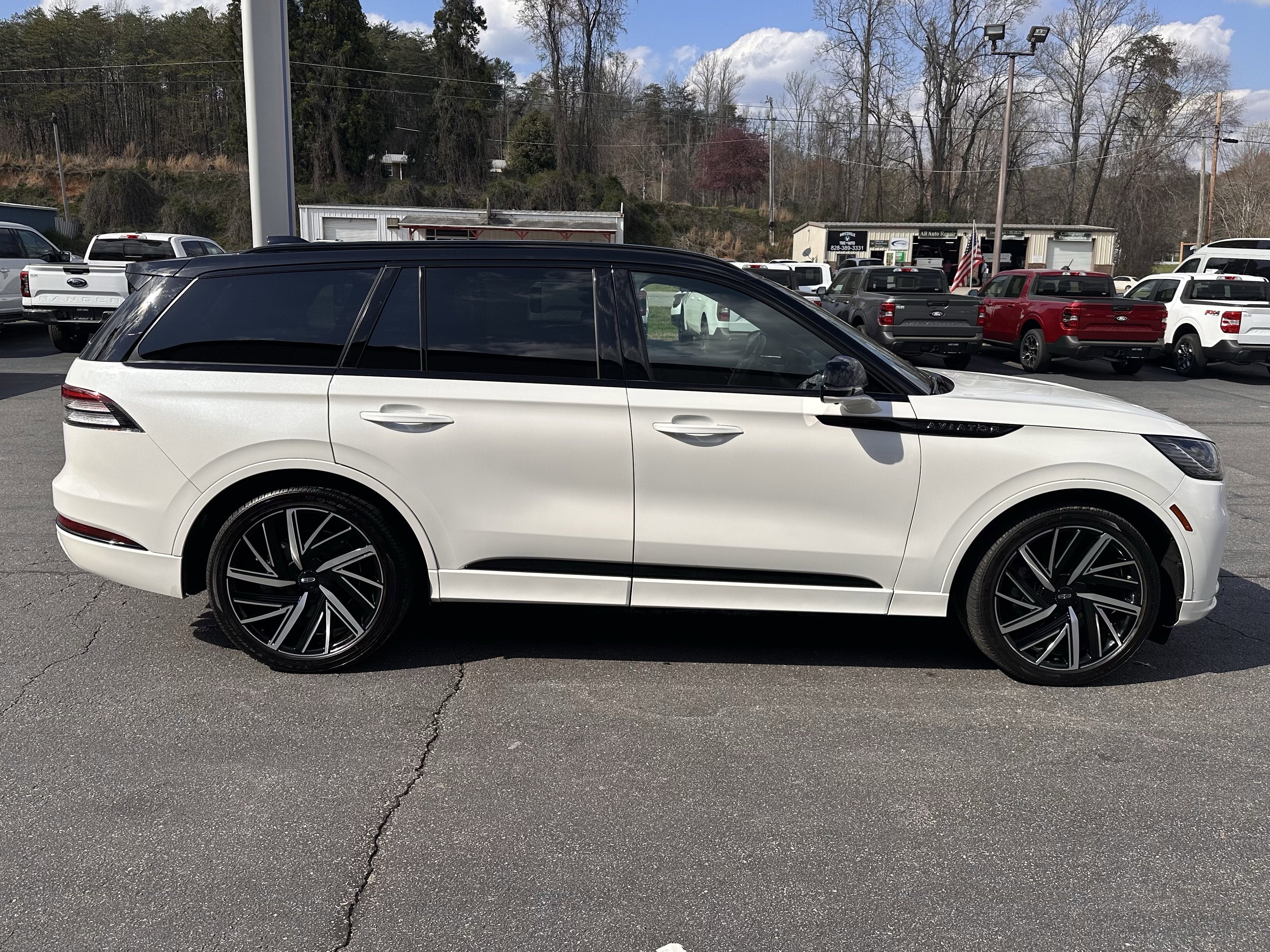 2025 Lincoln Aviator Black Label