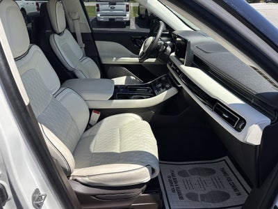 2023 Lincoln Aviator Black Label