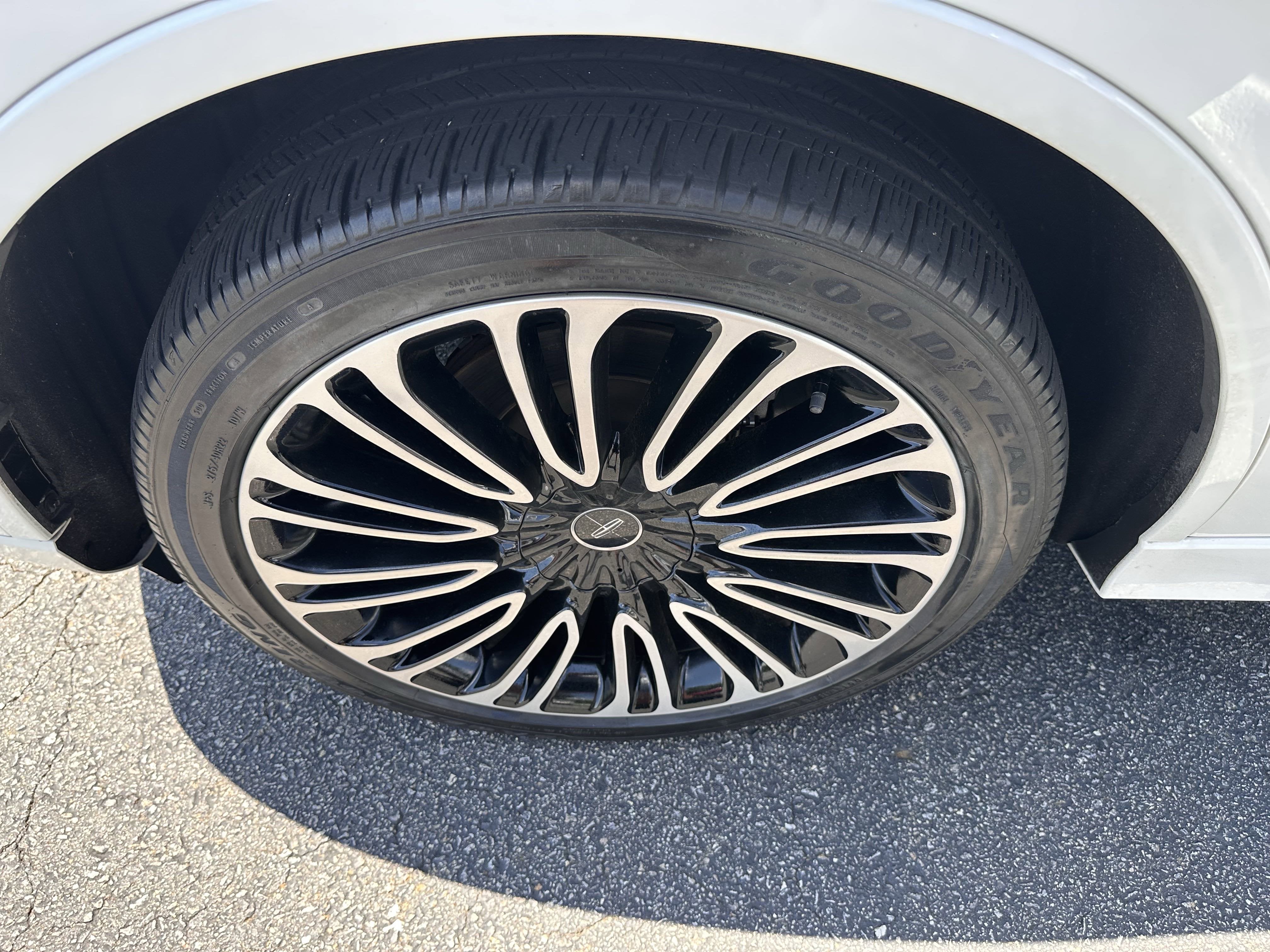 2023 Lincoln Aviator Black Label