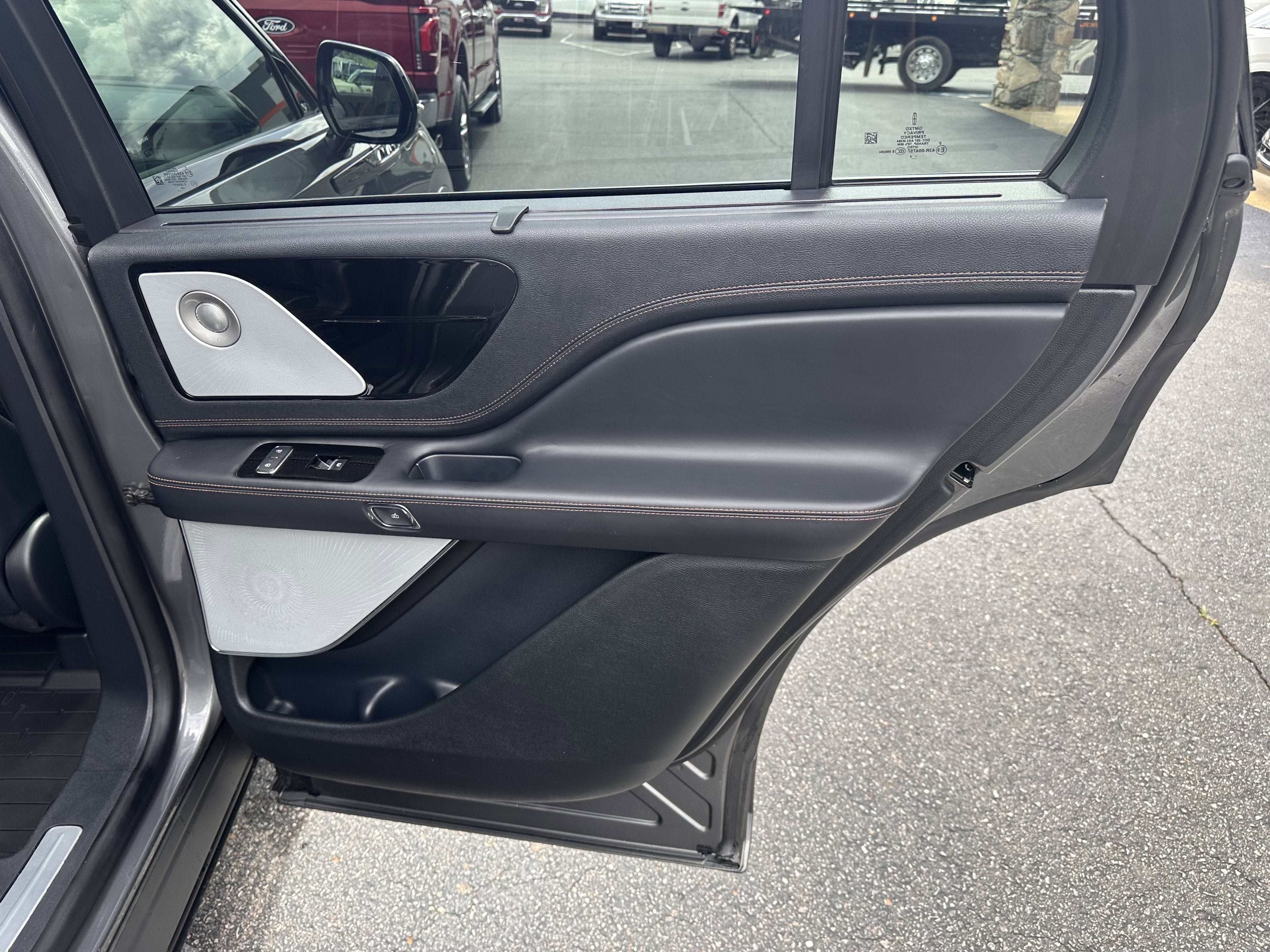 2025 Lincoln Aviator Black Label