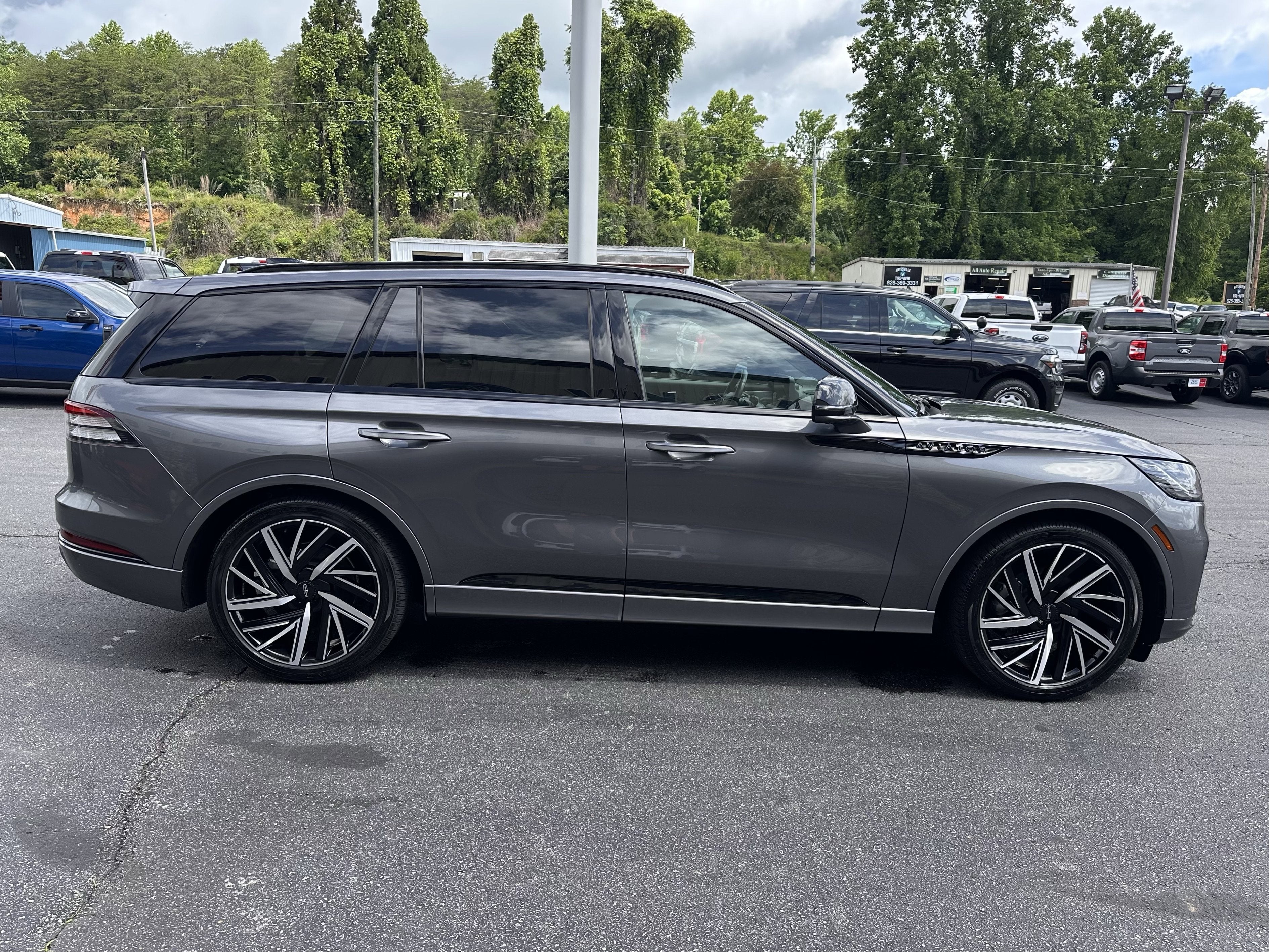 2025 Lincoln Aviator Black Label