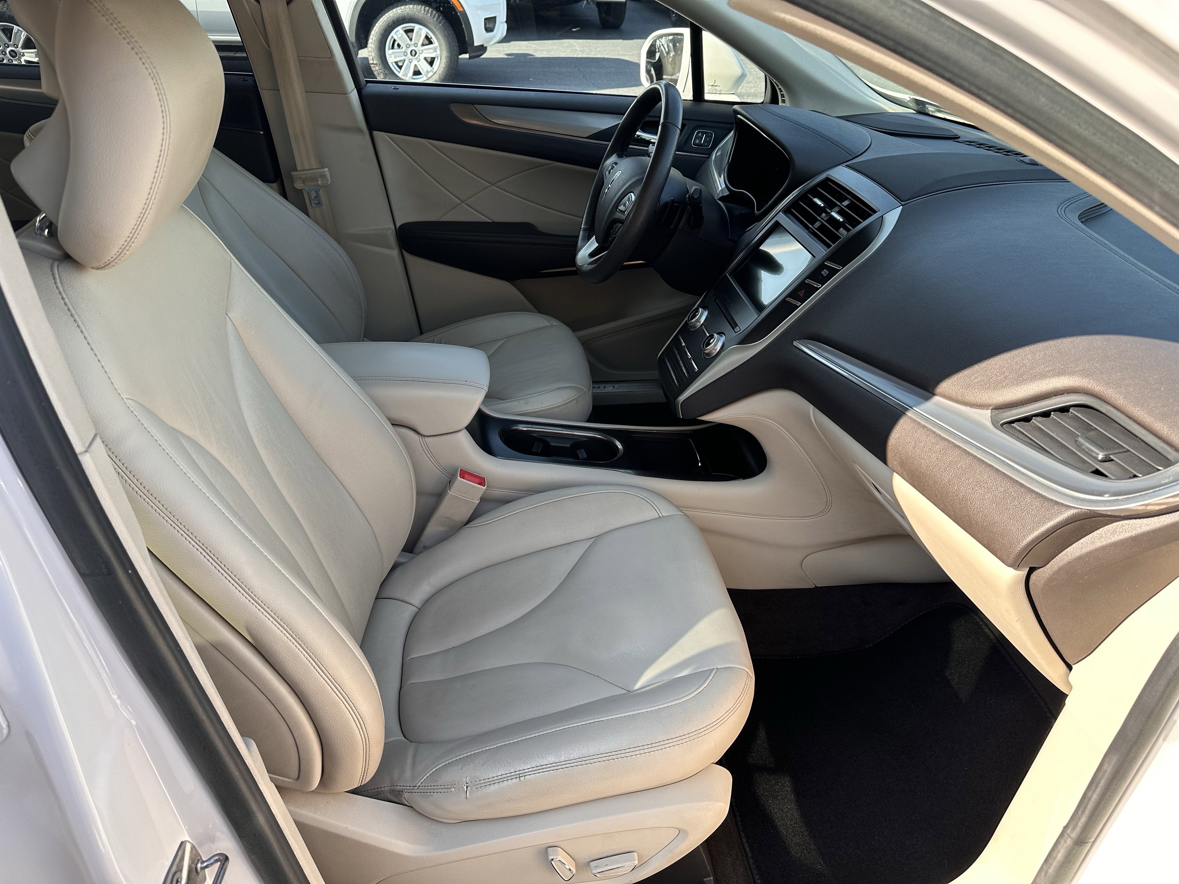 2019 Lincoln MKC Standard