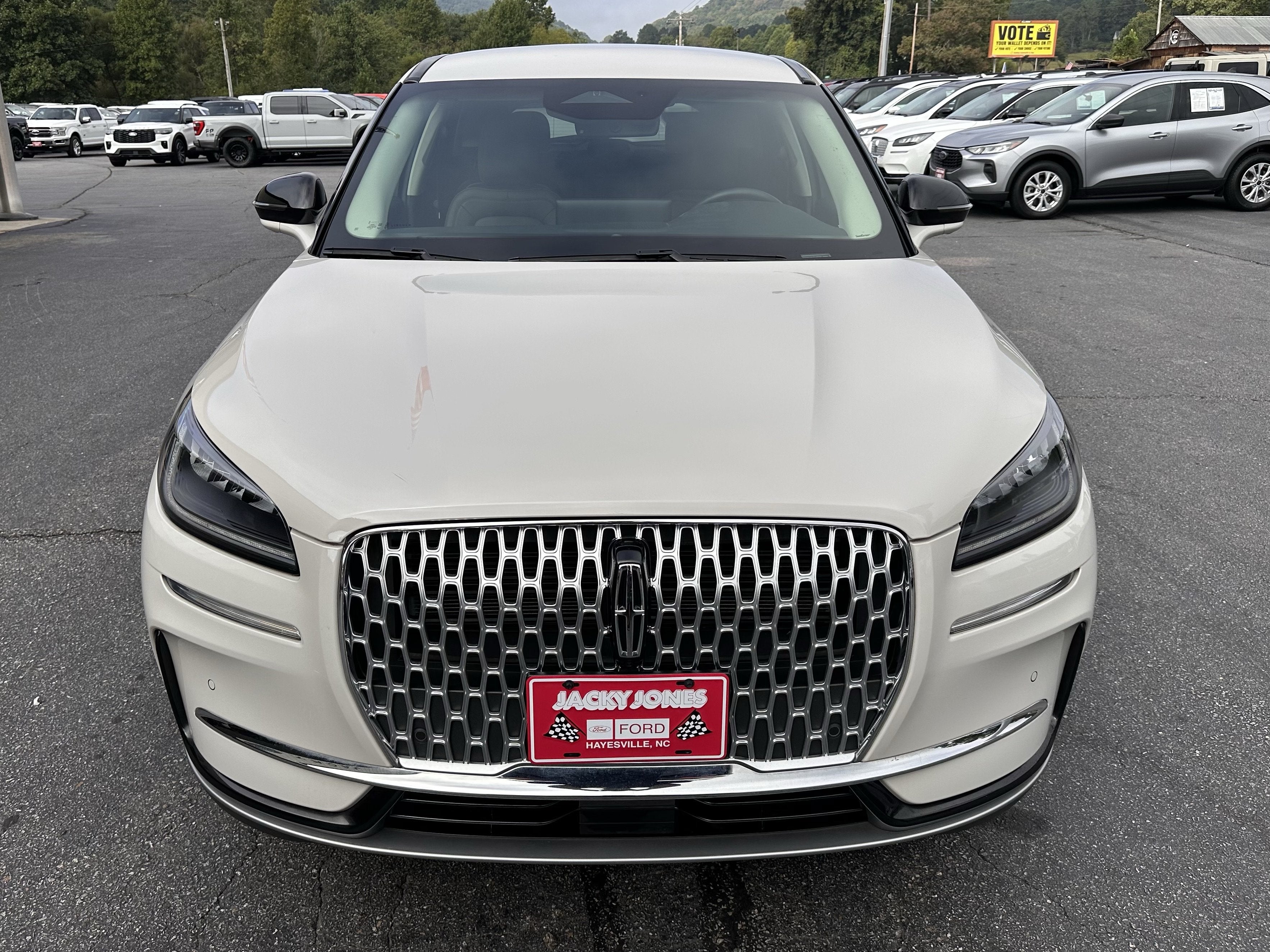 2024 Lincoln Corsair Premiere