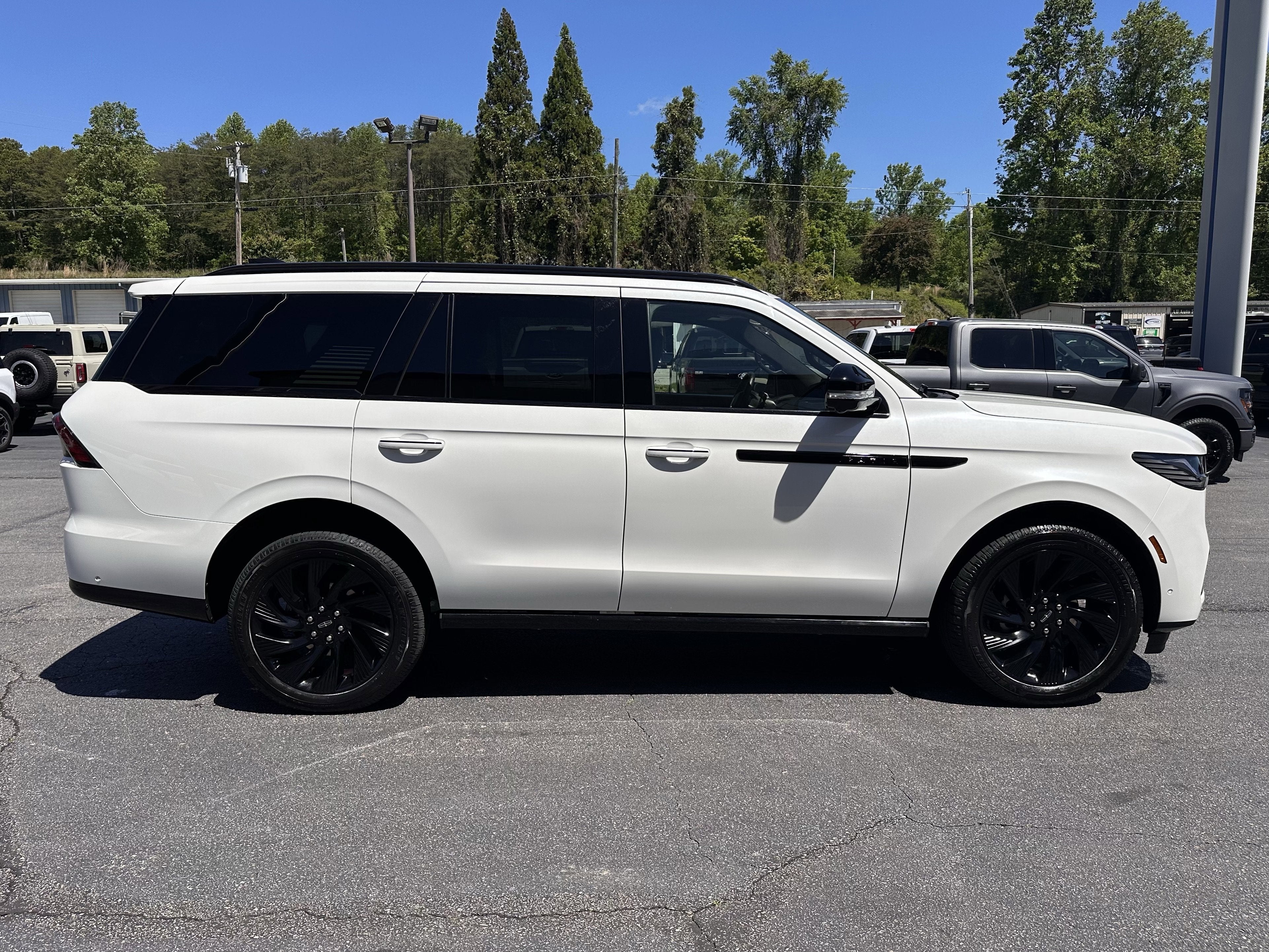 2025 Lincoln Navigator Reserve