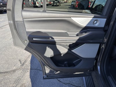 2025 Lincoln Navigator Black Label