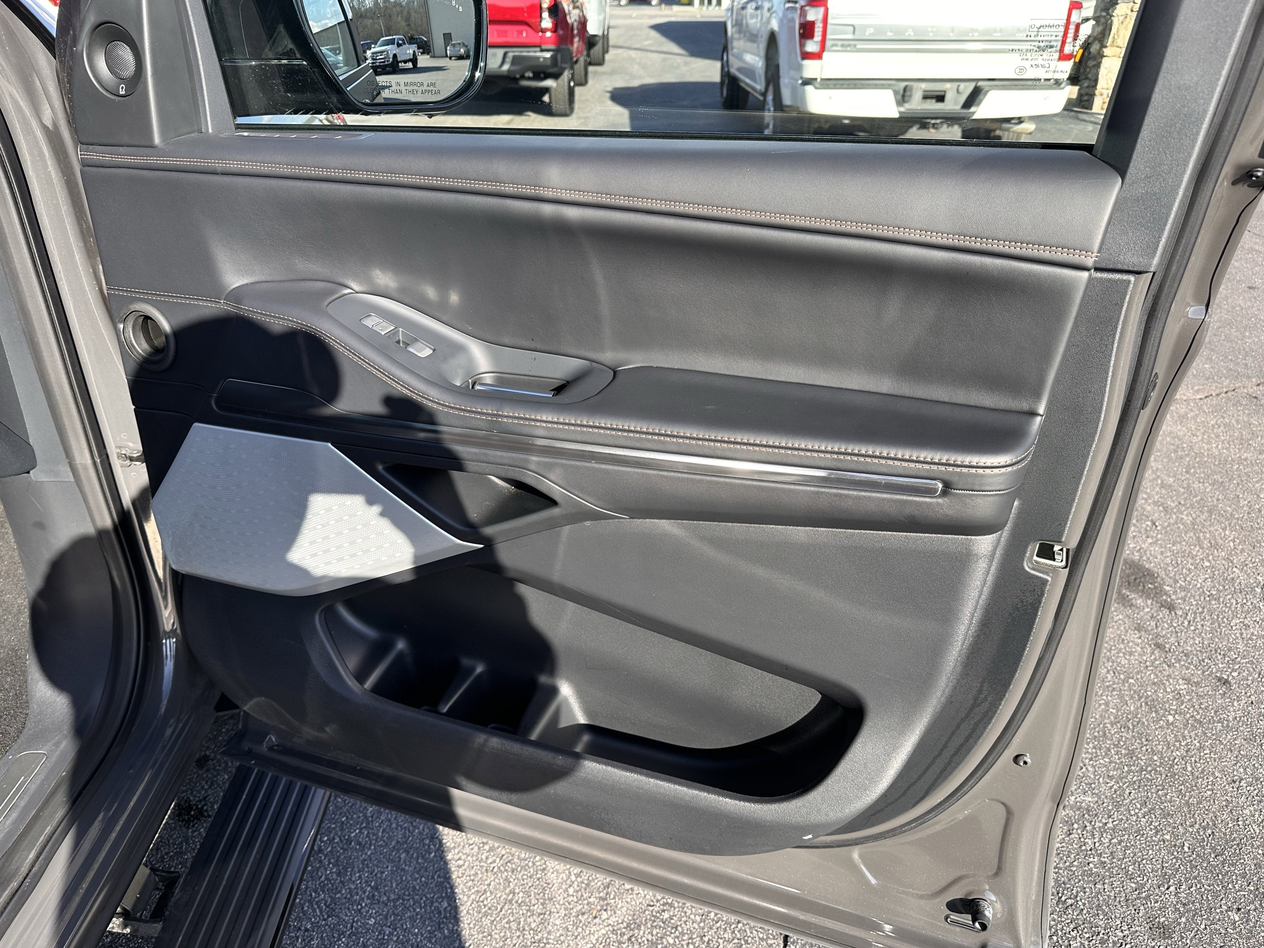 2025 Lincoln Navigator Black Label