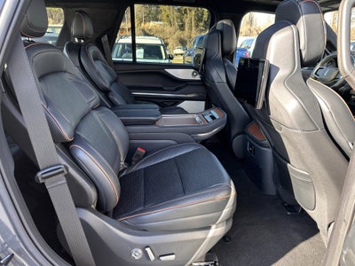2025 Lincoln Navigator Black Label