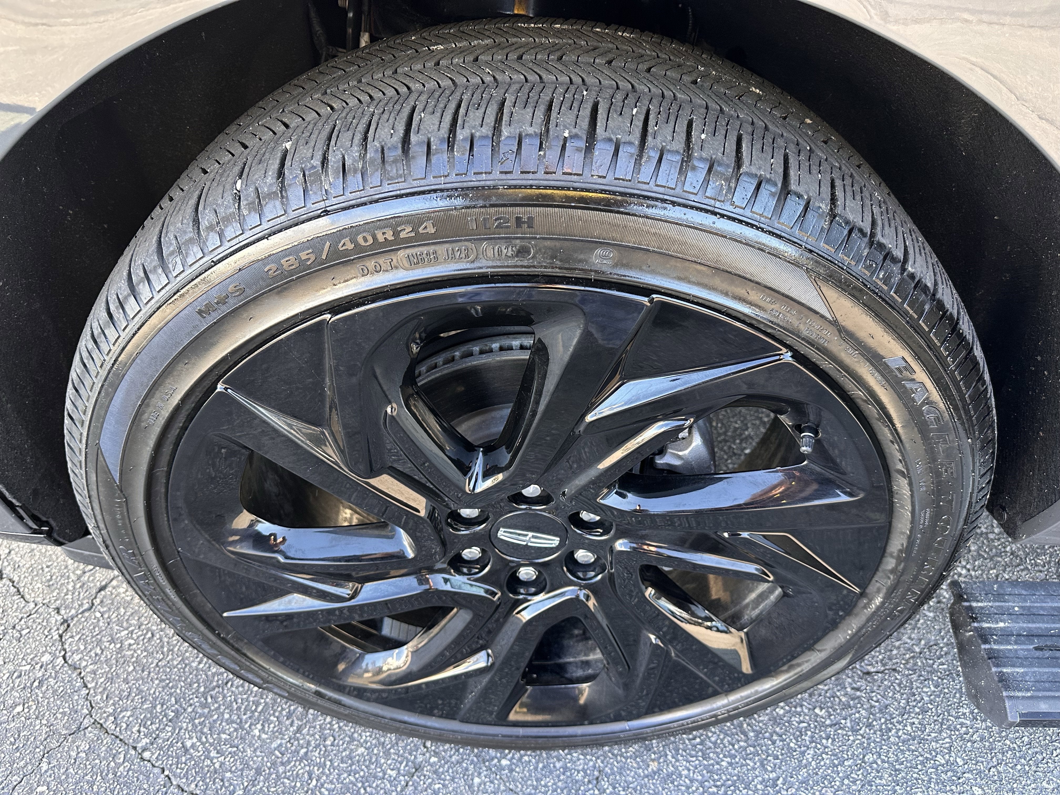 2025 Lincoln Navigator Black Label