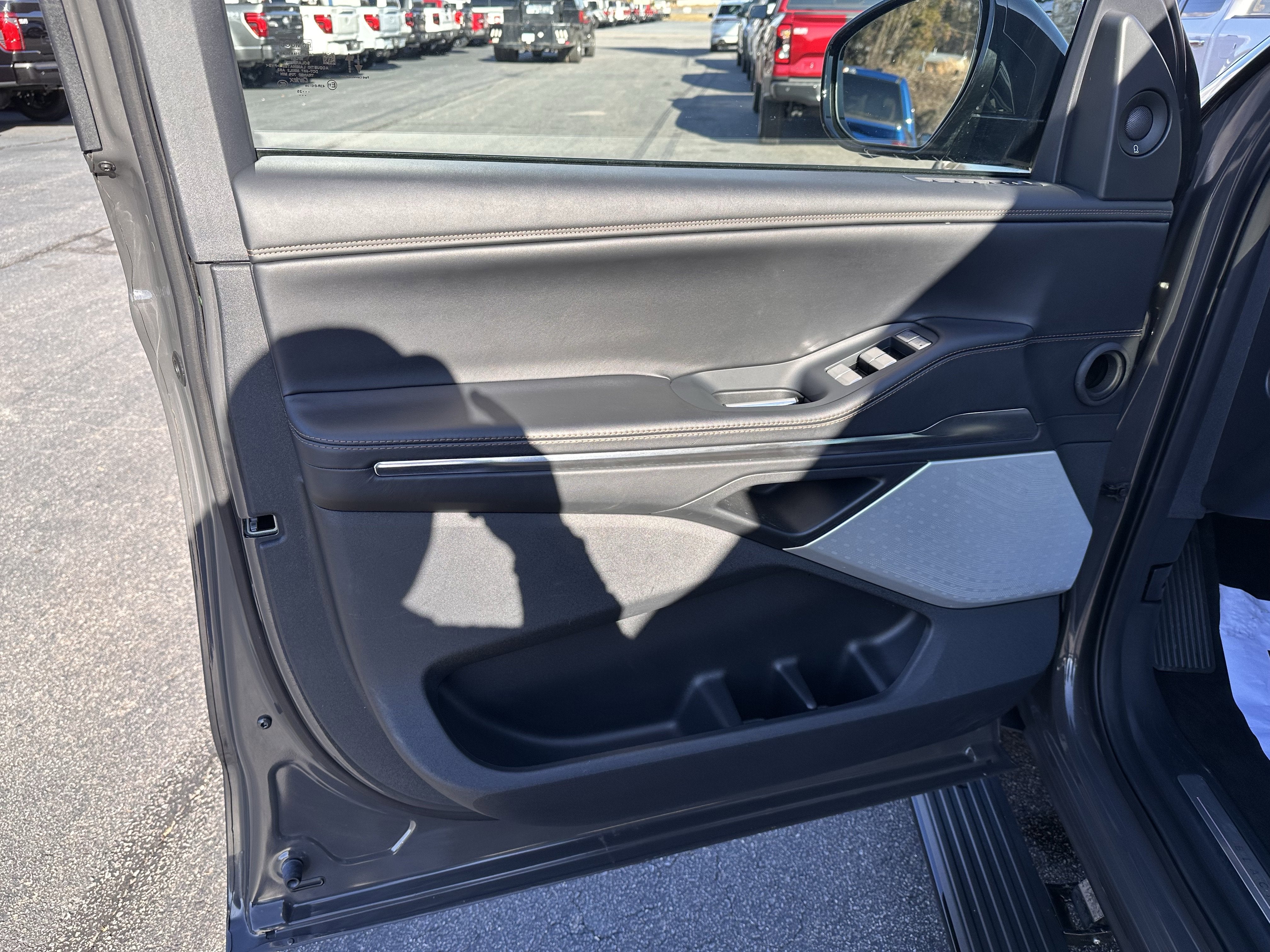 2025 Lincoln Navigator Black Label