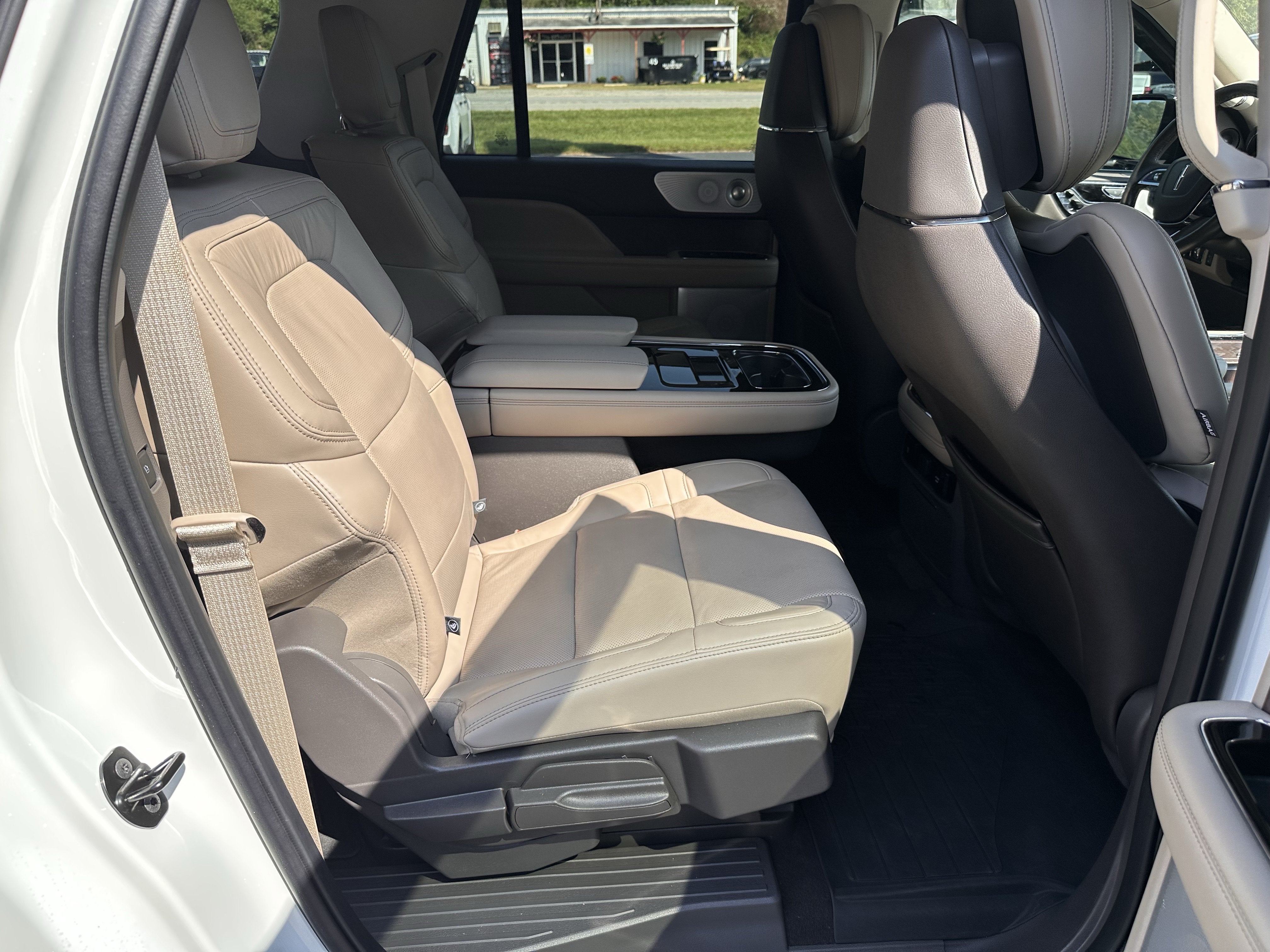 2024 Lincoln Navigator L Reserve