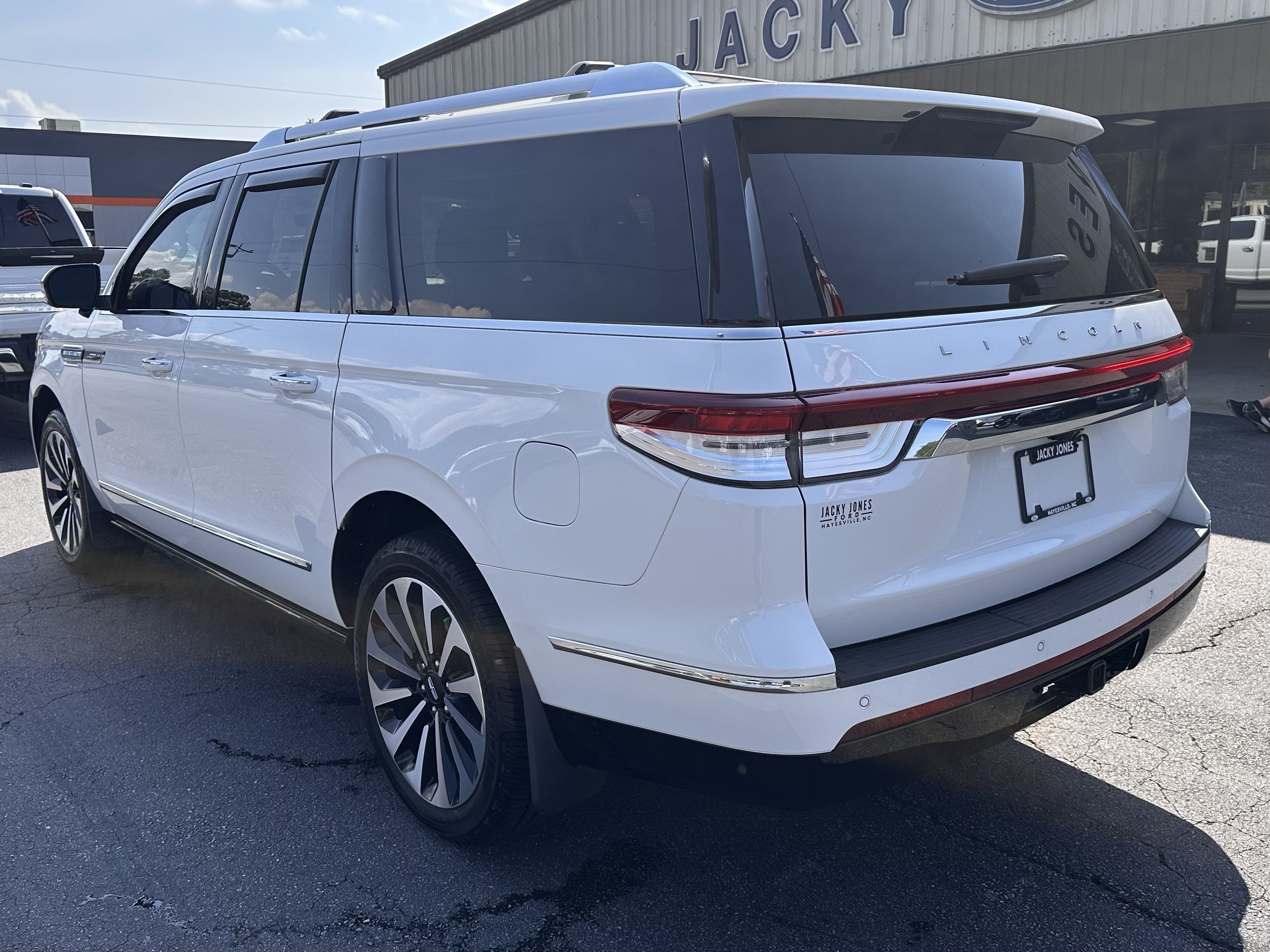 2024 Lincoln Navigator L Reserve