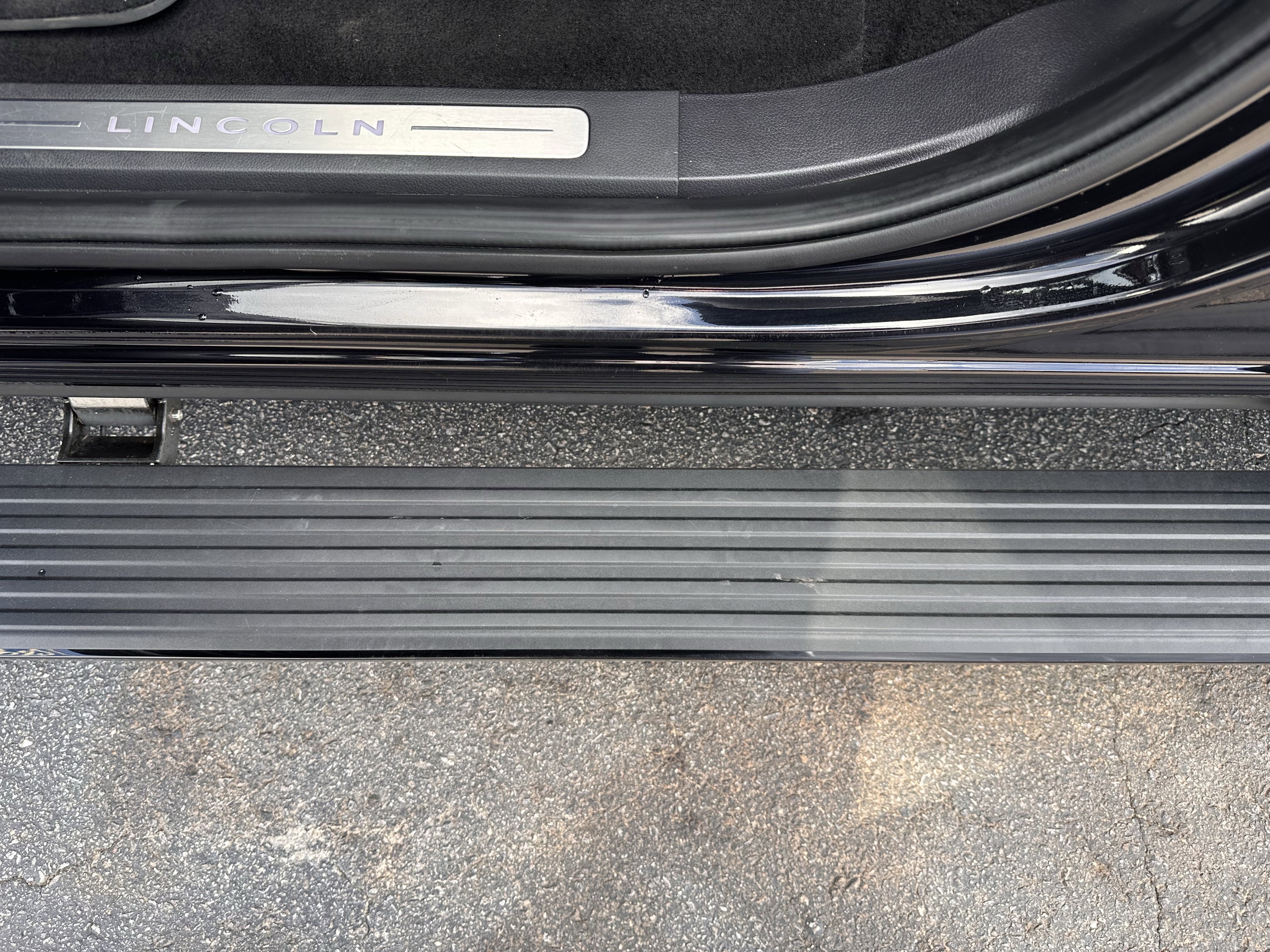 2023 Lincoln Navigator L Reserve