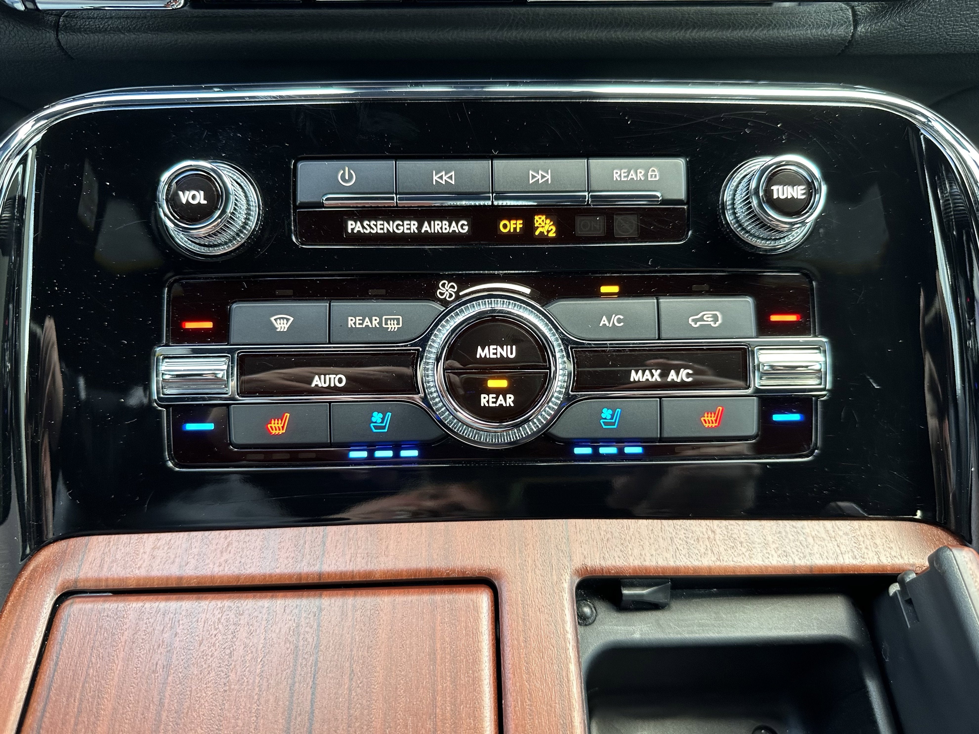 2023 Lincoln Navigator L Reserve