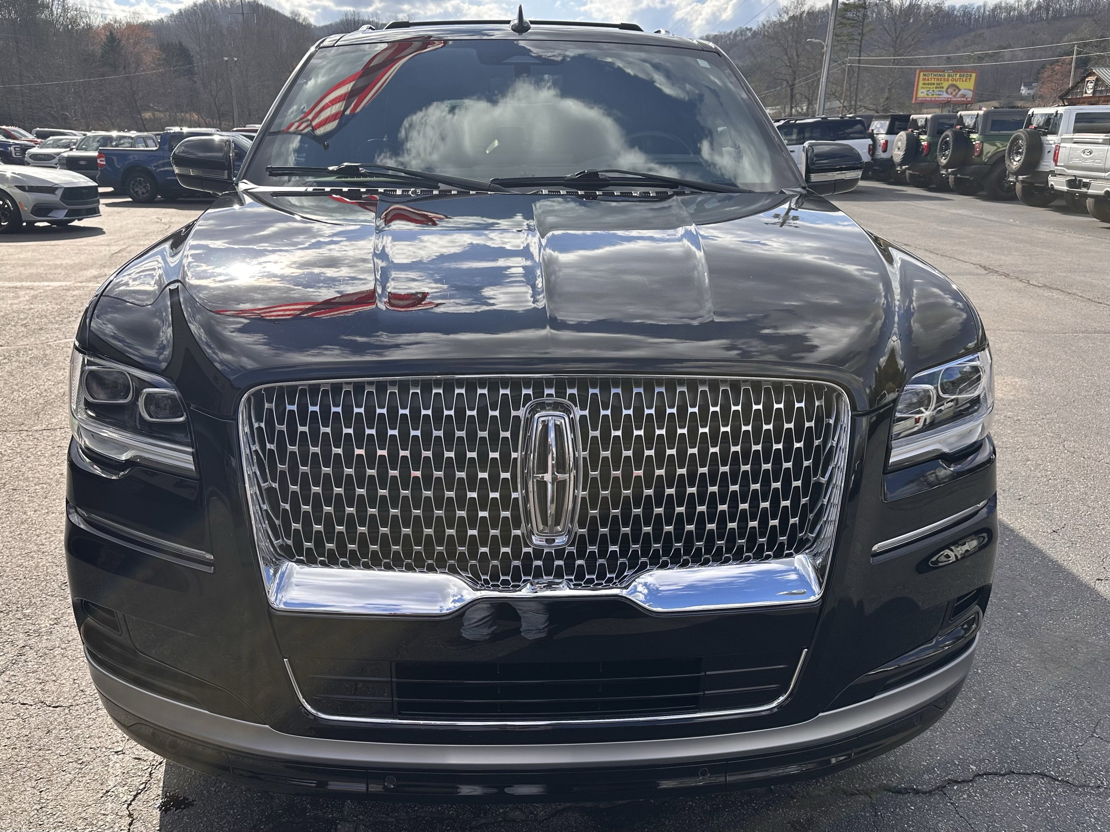 2023 Lincoln Navigator L Reserve