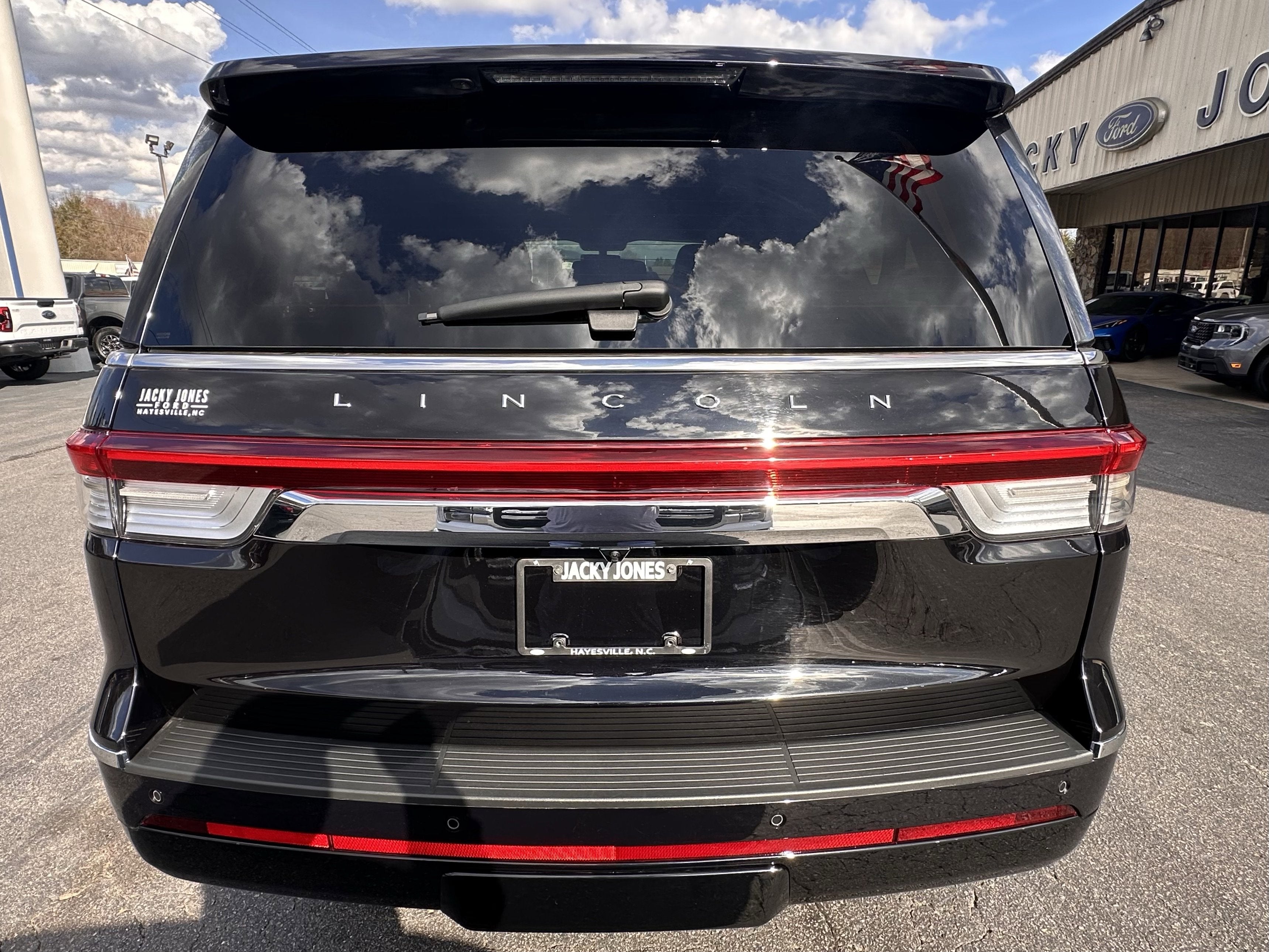 2023 Lincoln Navigator L Reserve