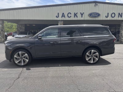 2025 Lincoln Navigator L Black Label