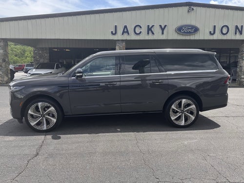 2025 Lincoln Navigator L Black Label