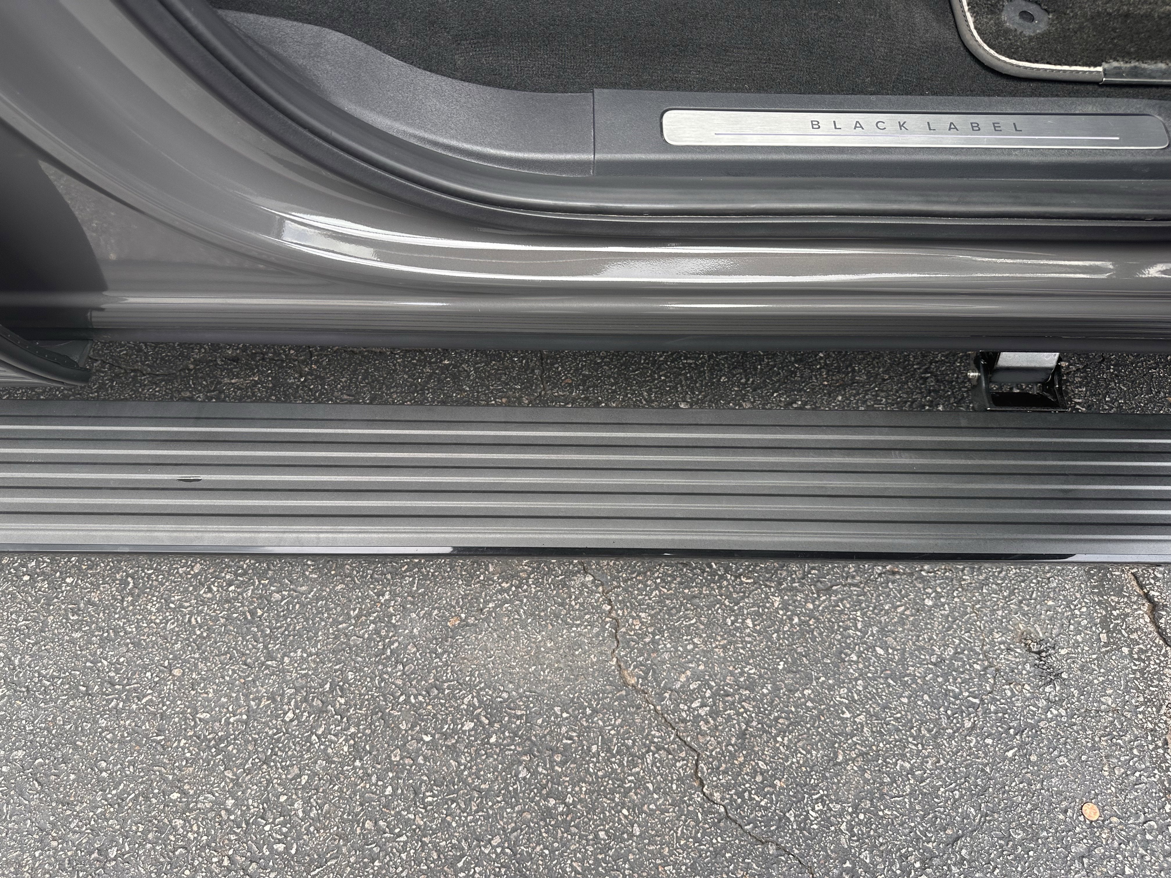 2025 Lincoln Navigator L Black Label