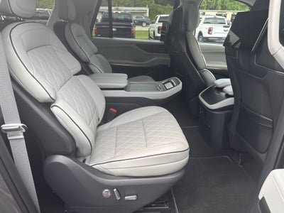 2025 Lincoln Navigator L Black Label