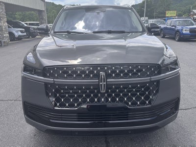 2025 Lincoln Navigator L Black Label