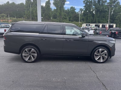 2025 Lincoln Navigator L Black Label
