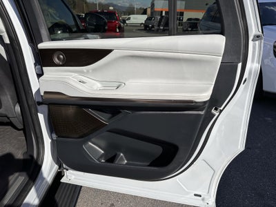 2025 Lincoln Navigator L Black Label