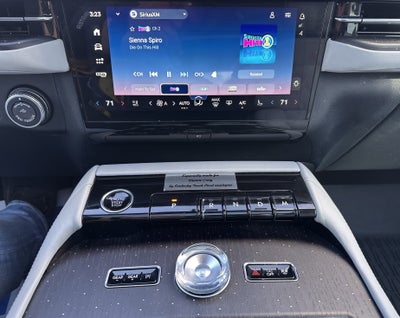 2025 Lincoln Navigator L Black Label