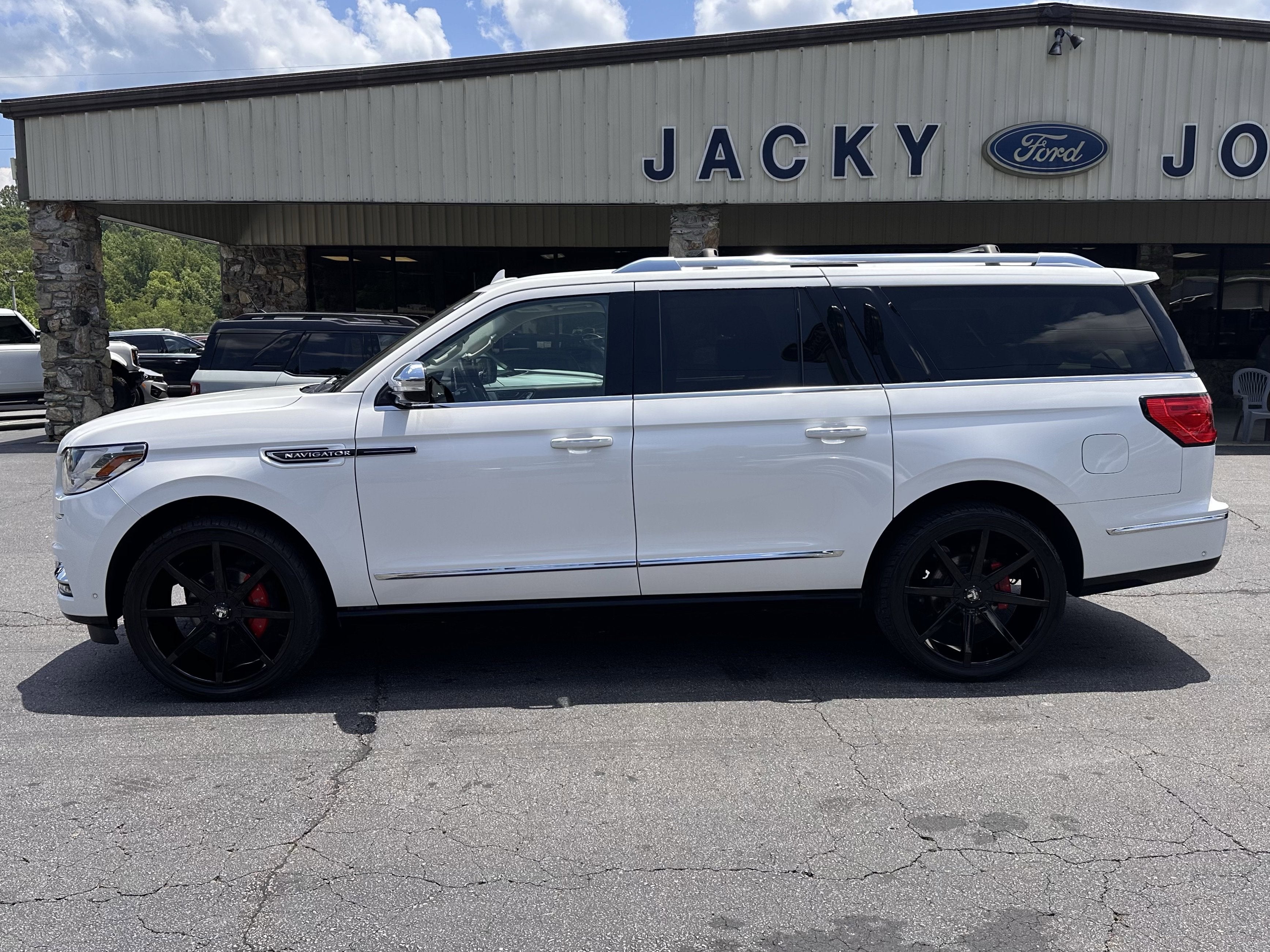 2020 Lincoln Navigator L Black Label